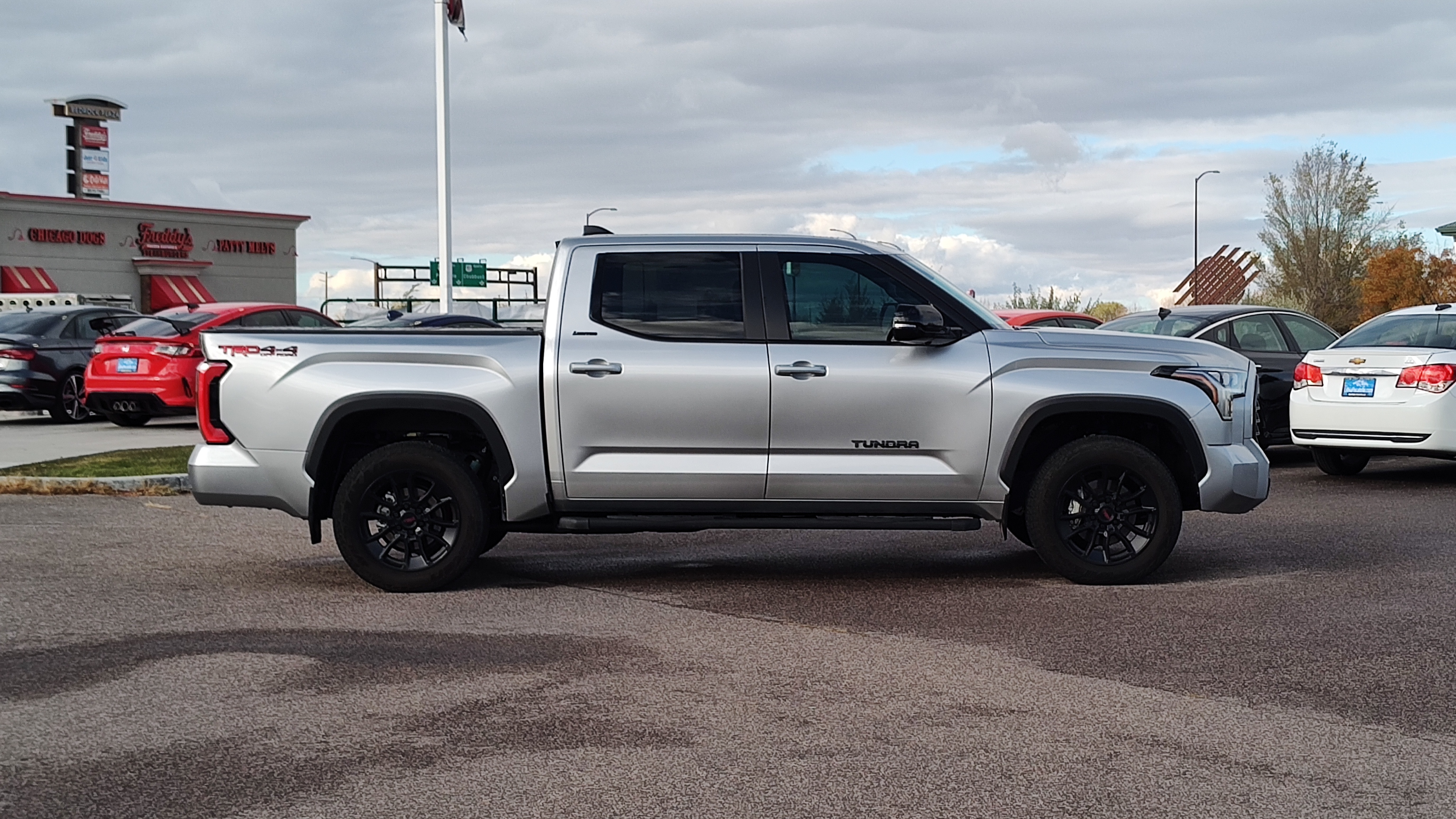 2024 Toyota Tundra Limited CrewMax 5.5 Bed 27