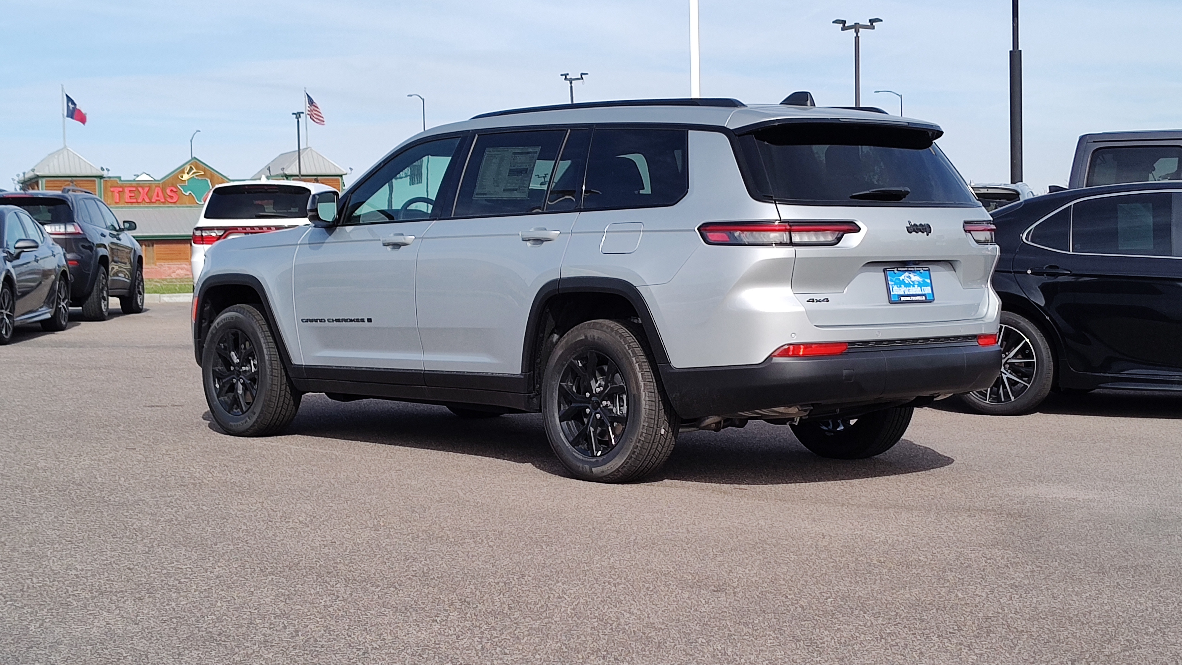 2025 Jeep Grand Cherokee L Altitude 4