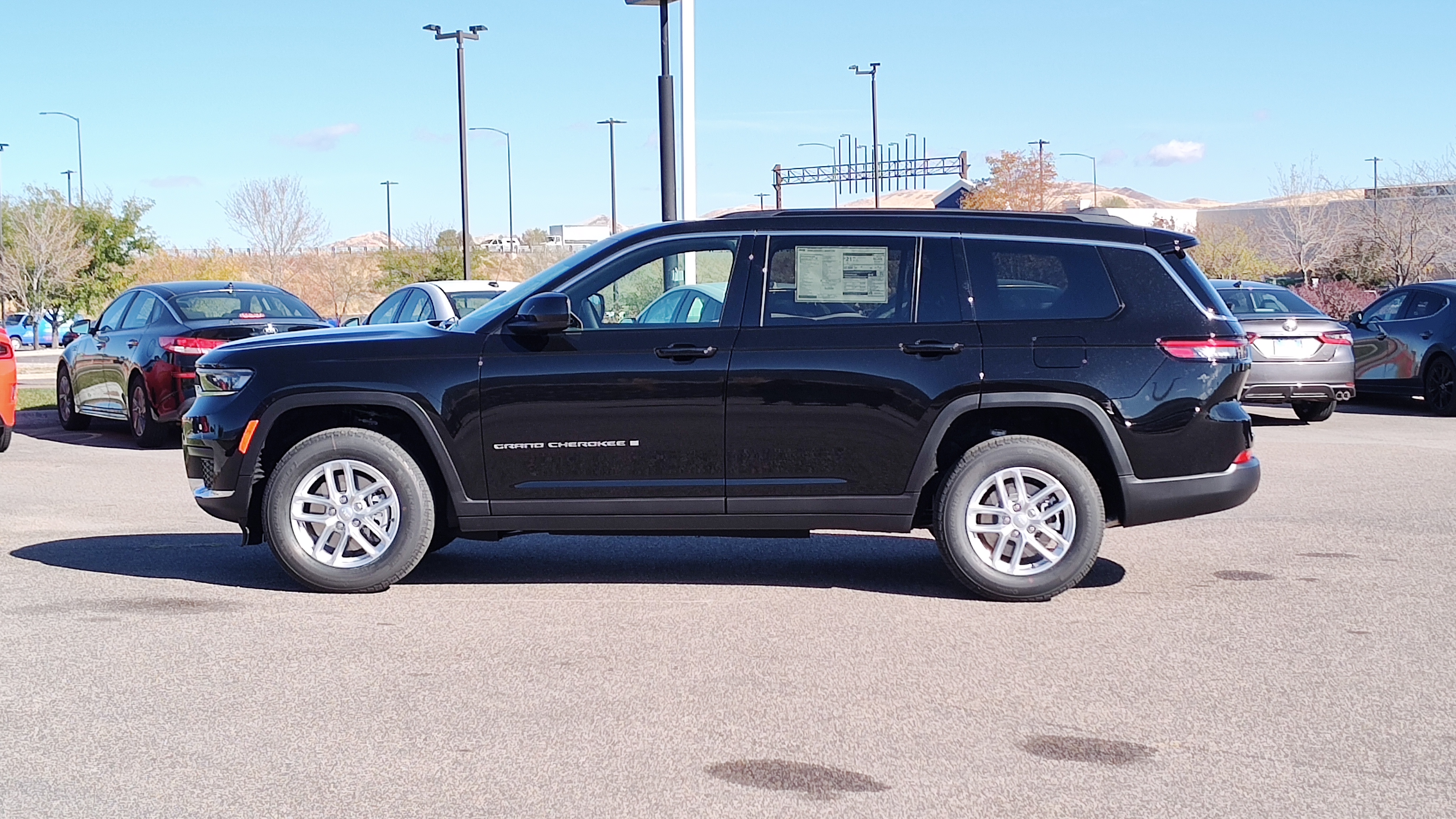 2025 Jeep Grand Cherokee L Laredo X 3