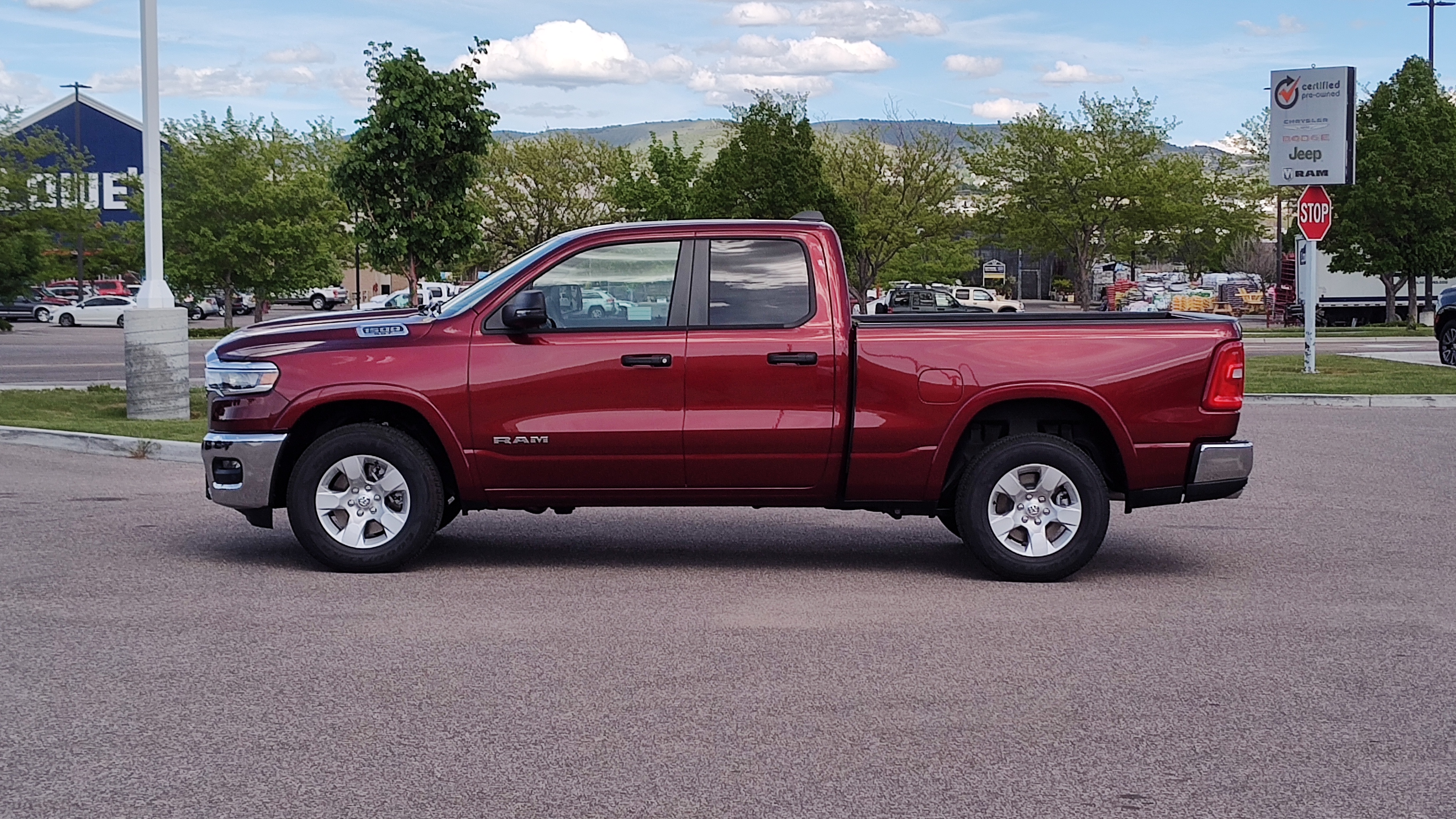 2025 Ram 1500 Big Horn 4x4 Quad Cab 64 Box 3