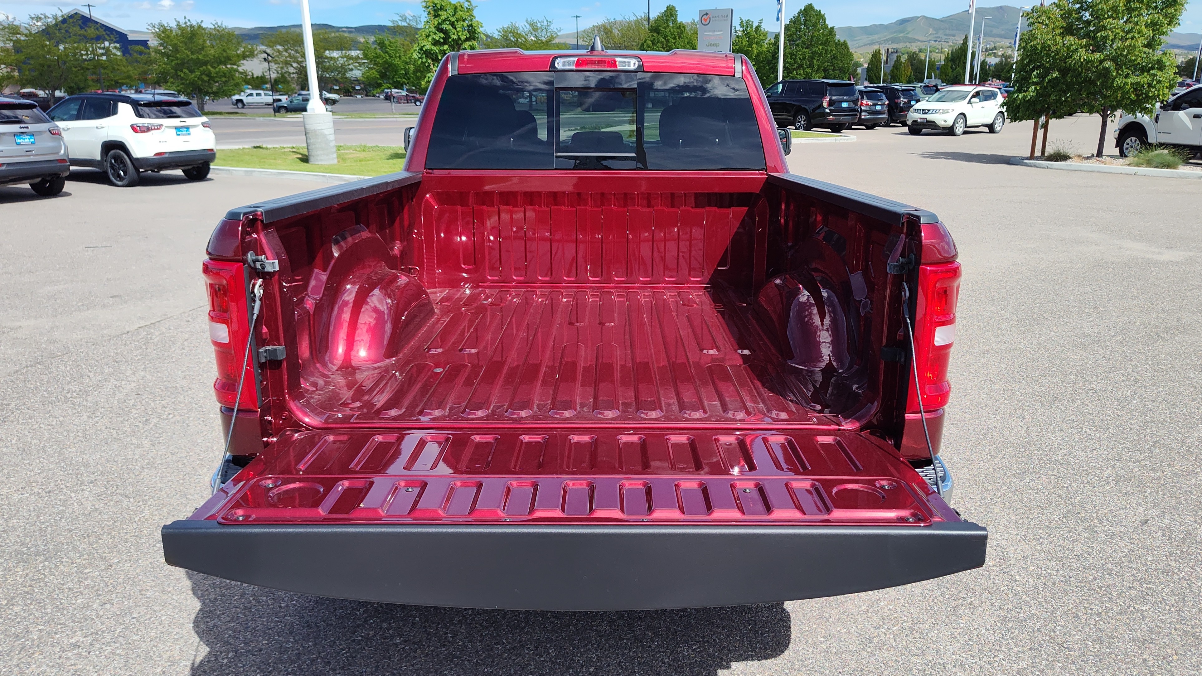 2025 Ram 1500 Big Horn 4x4 Quad Cab 64 Box 19