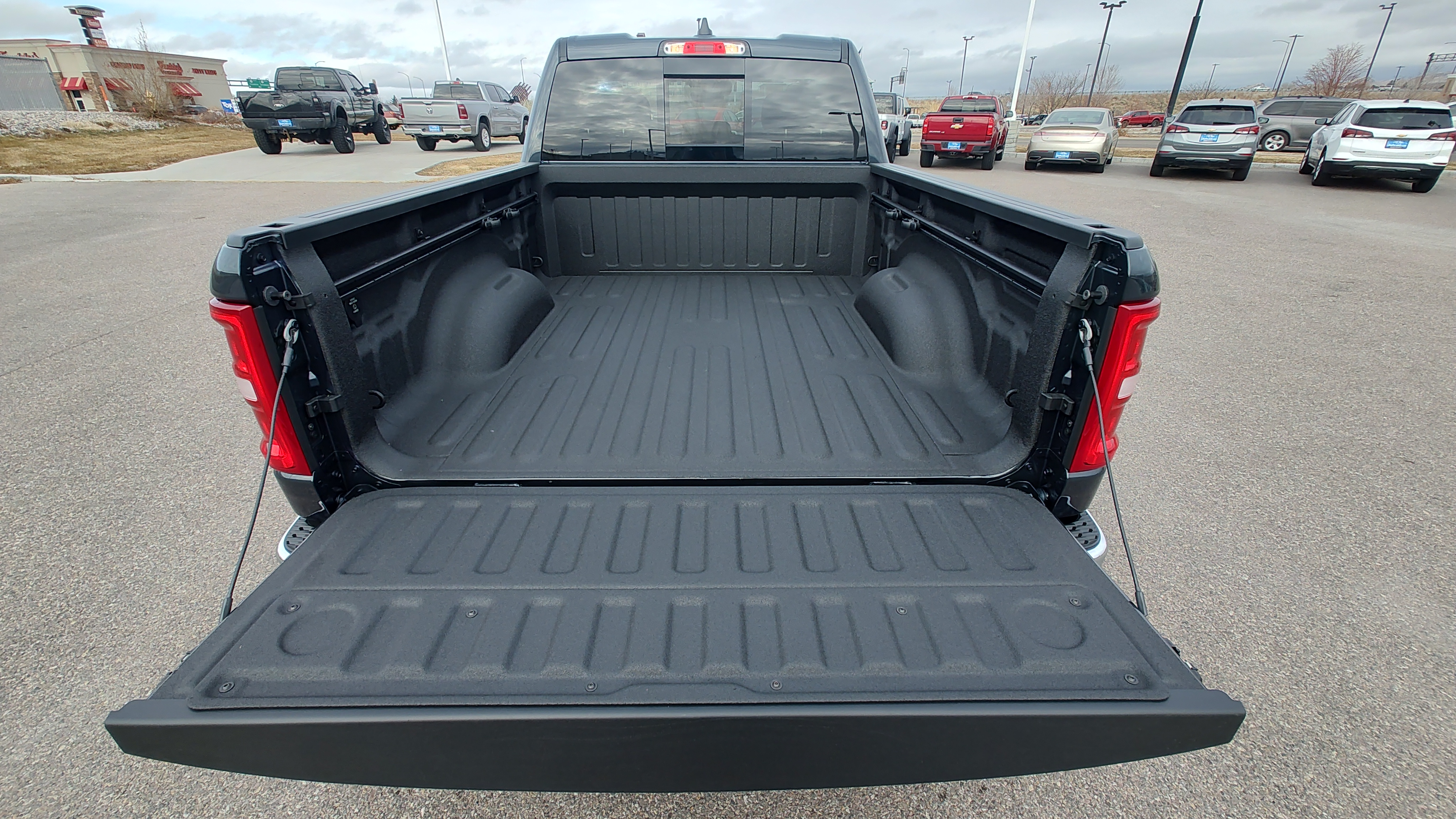 2025 Ram 1500 Big Horn 4x4 Quad Cab 64 Box 19