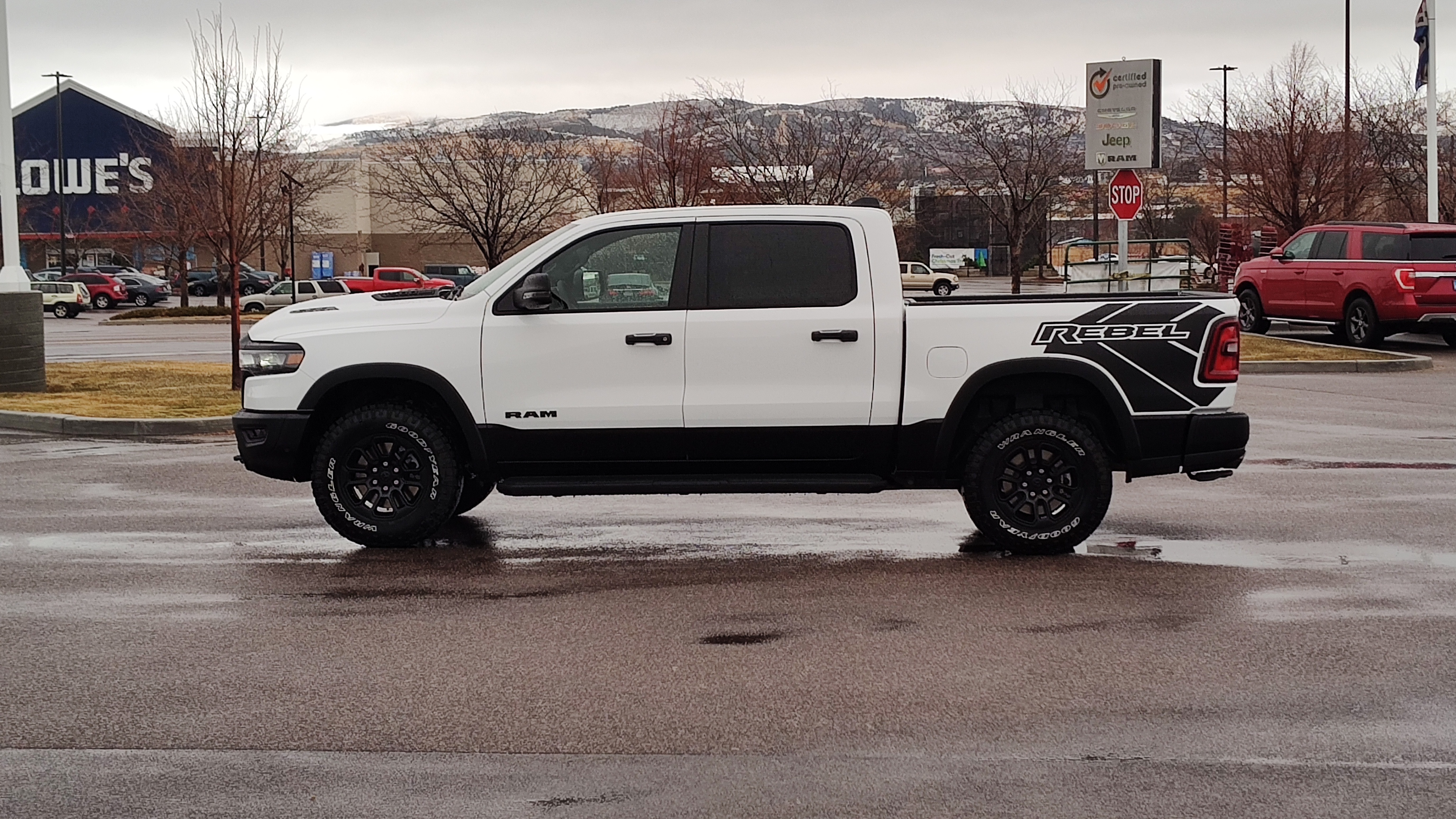 2025 Ram 1500 Rebel 4x4 Crew Cab 57 Box 3