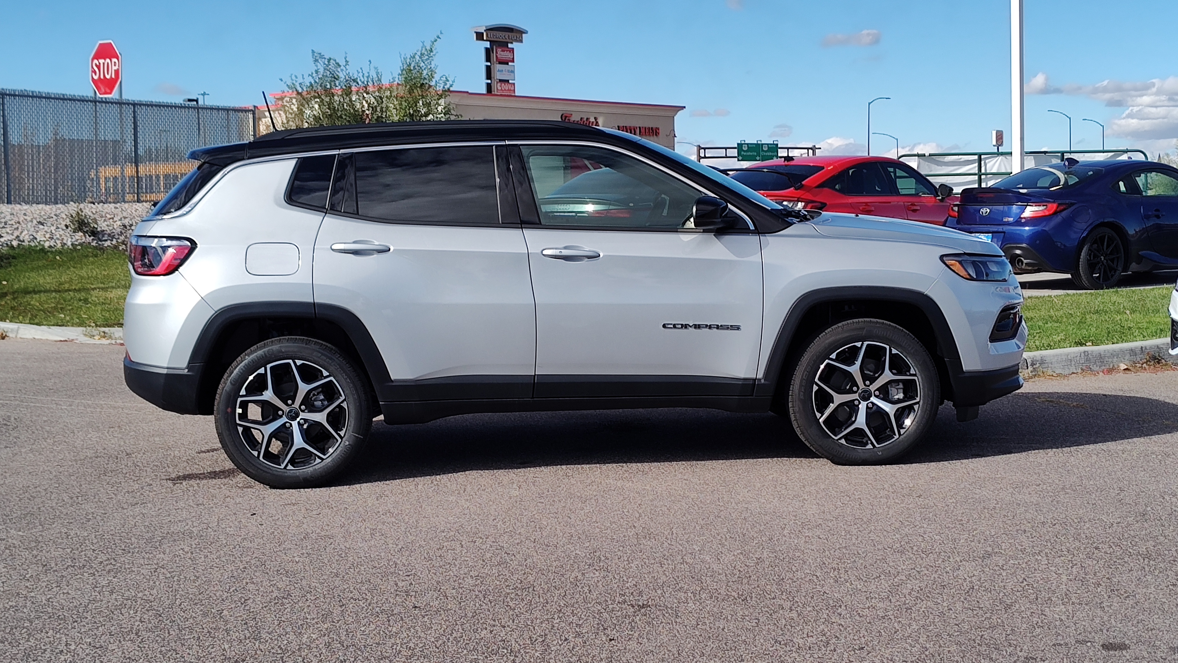 2025 Jeep Compass Limited 25