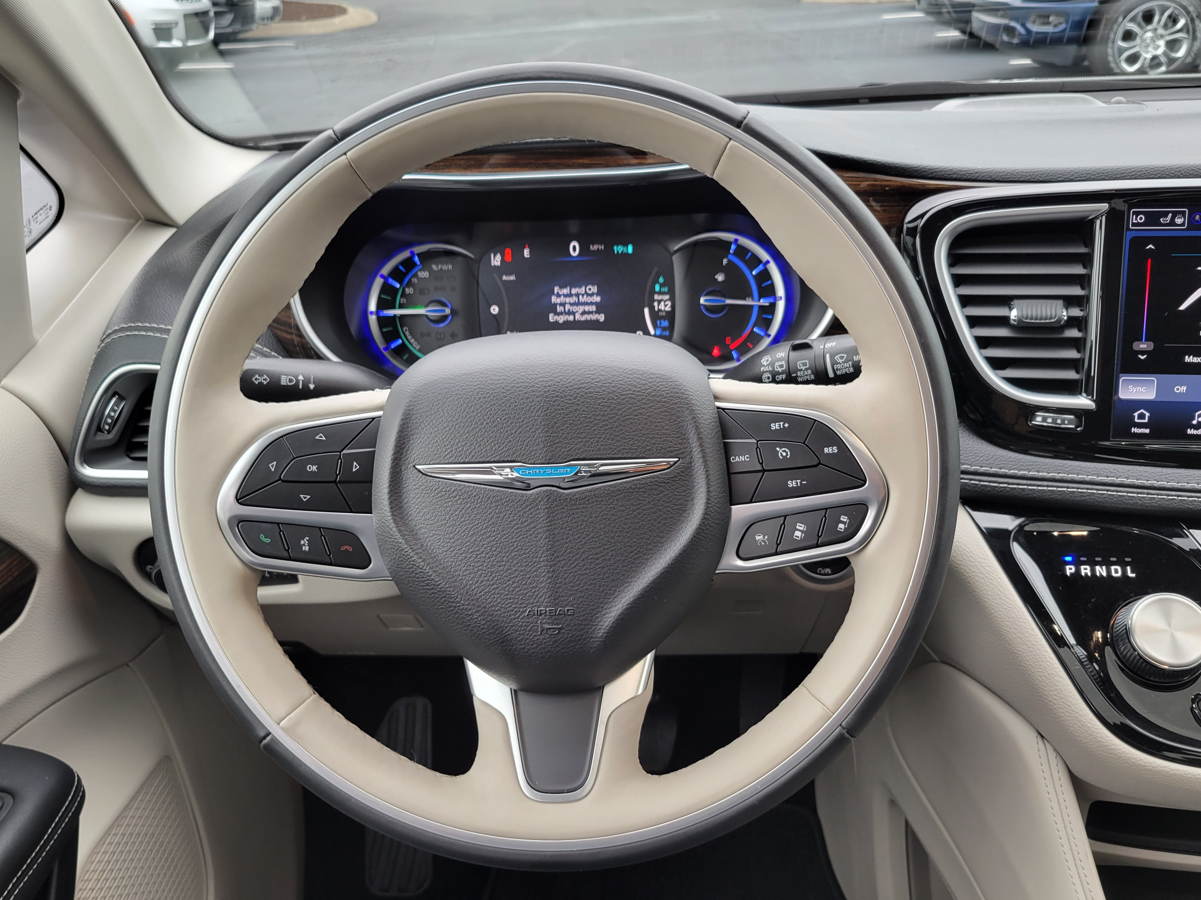 2021 Chrysler Pacifica Hybrid Limited 9