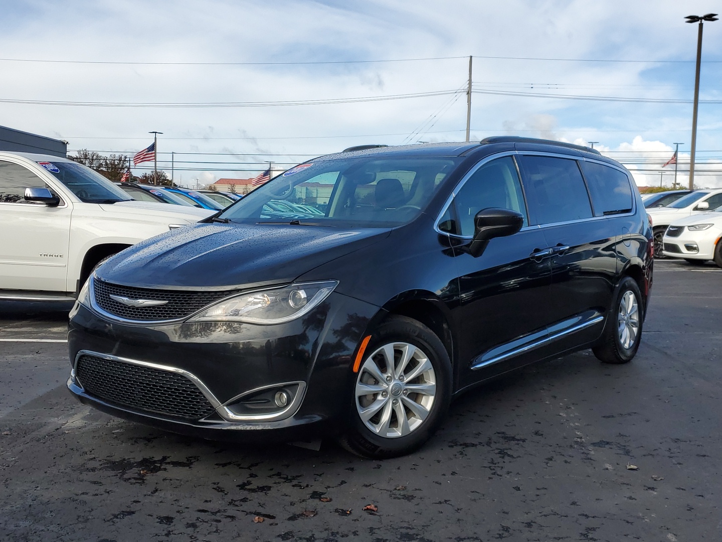 2017 Chrysler Pacifica Touring L 1