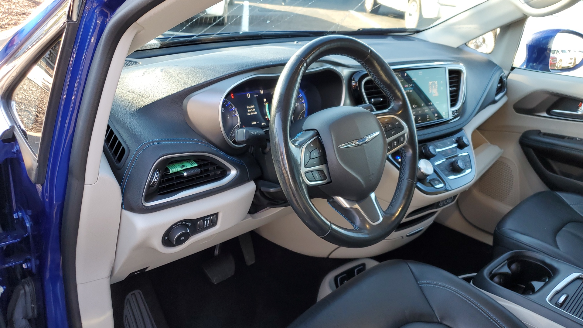 2021 Chrysler Pacifica Touring L 11