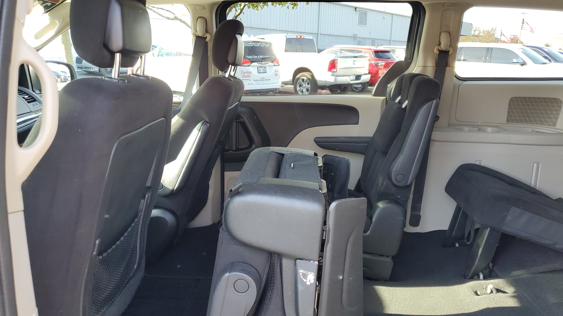 2014 Dodge Grand Caravan SXT 16