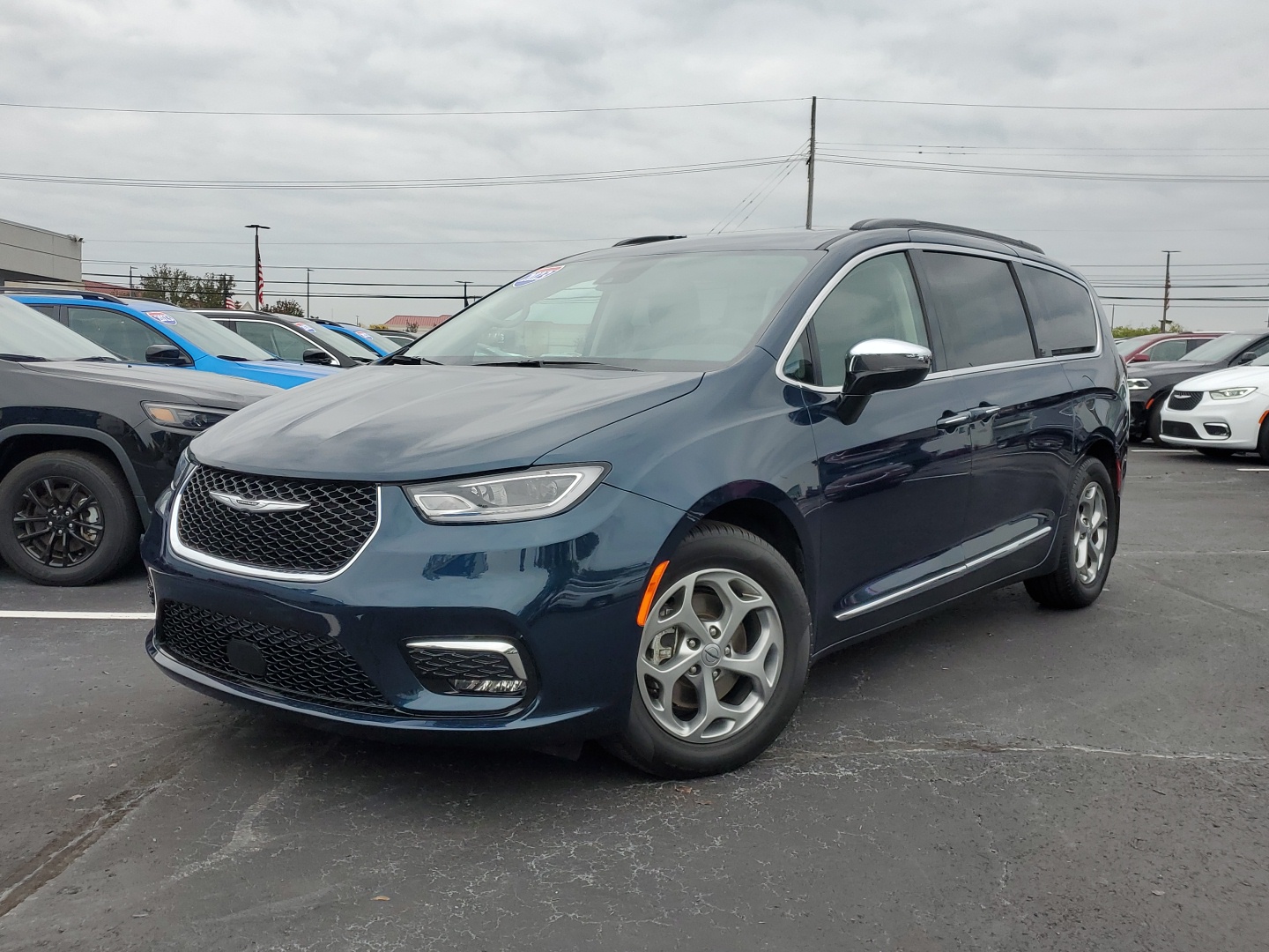 2023 Chrysler Pacifica Limited 36