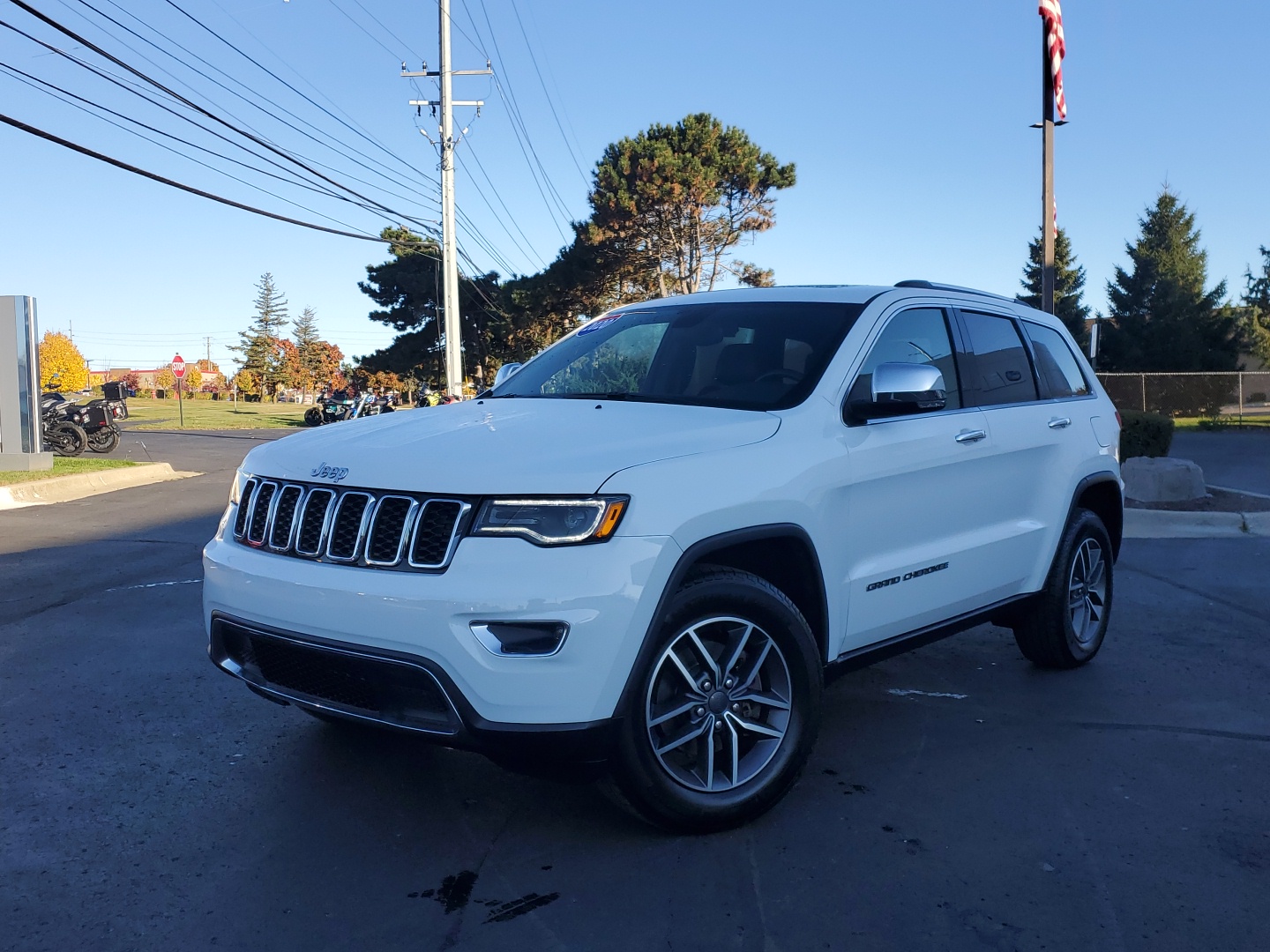 2020 Jeep Grand Cherokee Limited 1