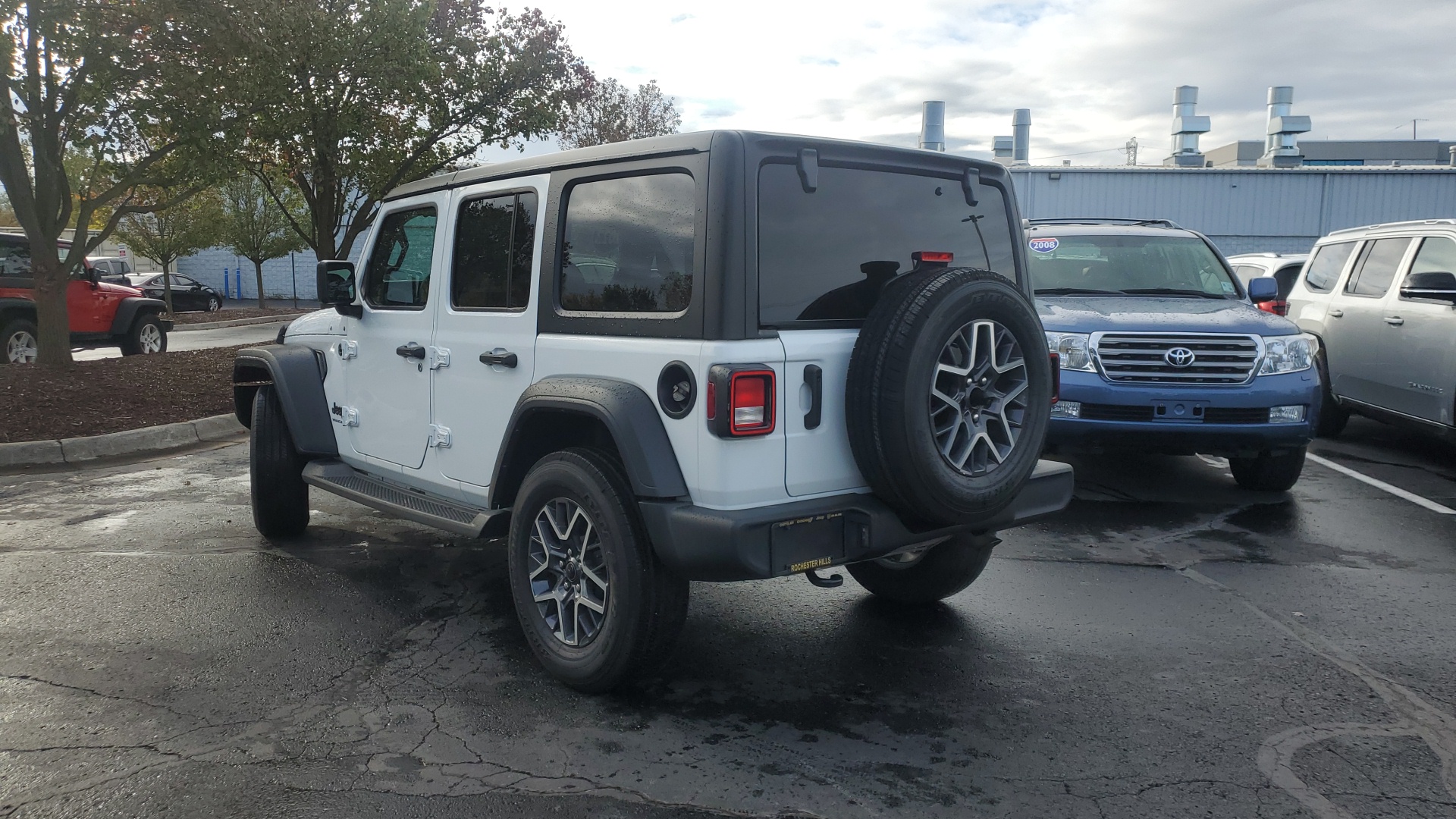 2023 Jeep Wrangler Sport S 25