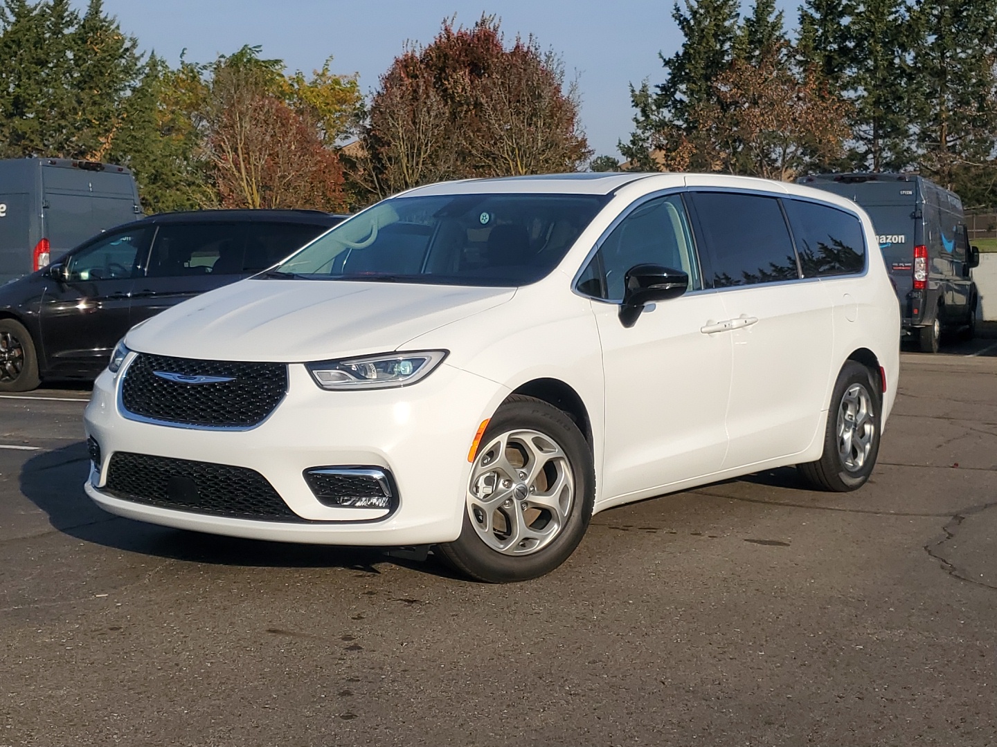 2024 Chrysler Pacifica Limited 1