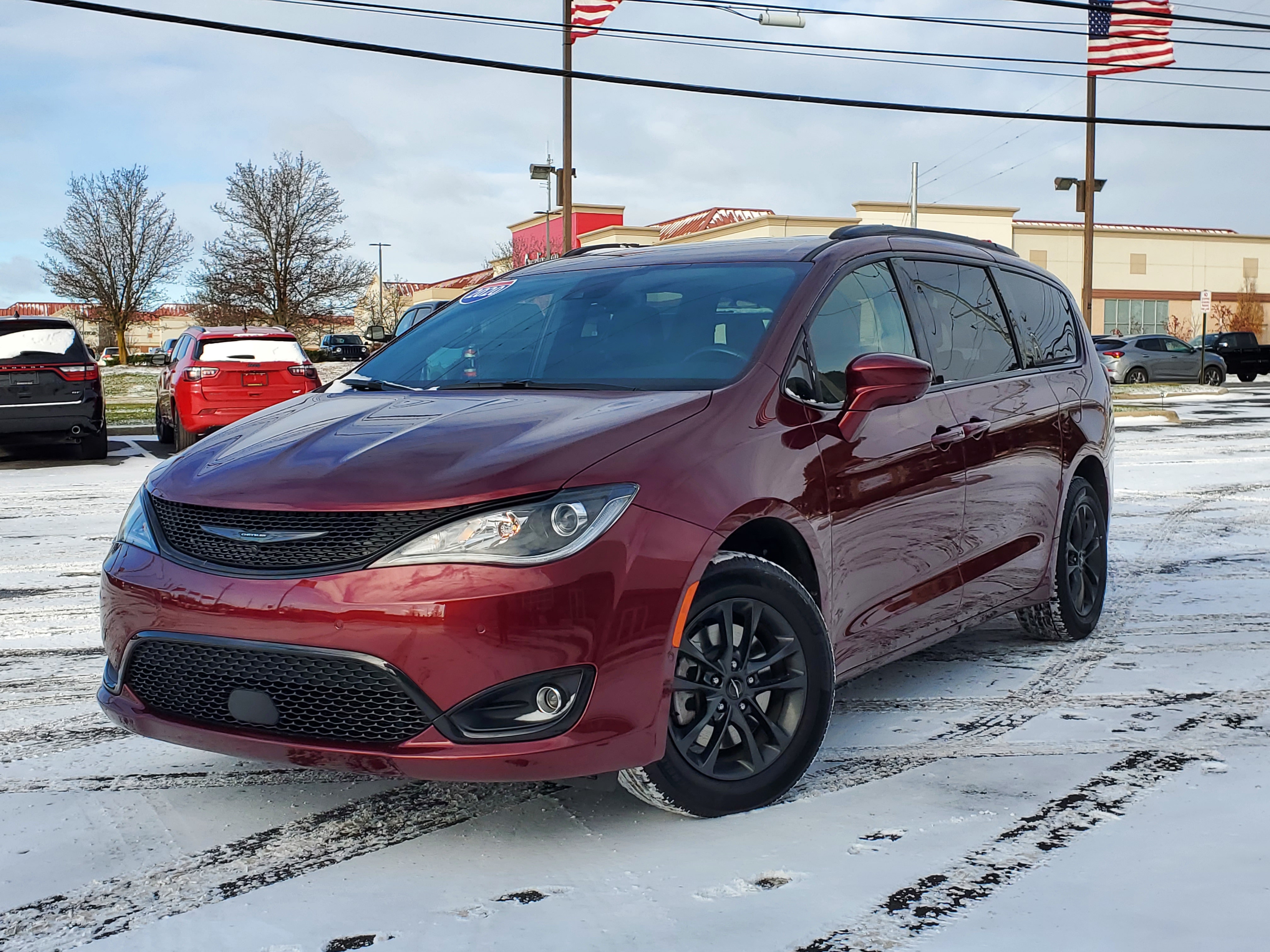 2020 Chrysler Pacifica Launch Edition 1