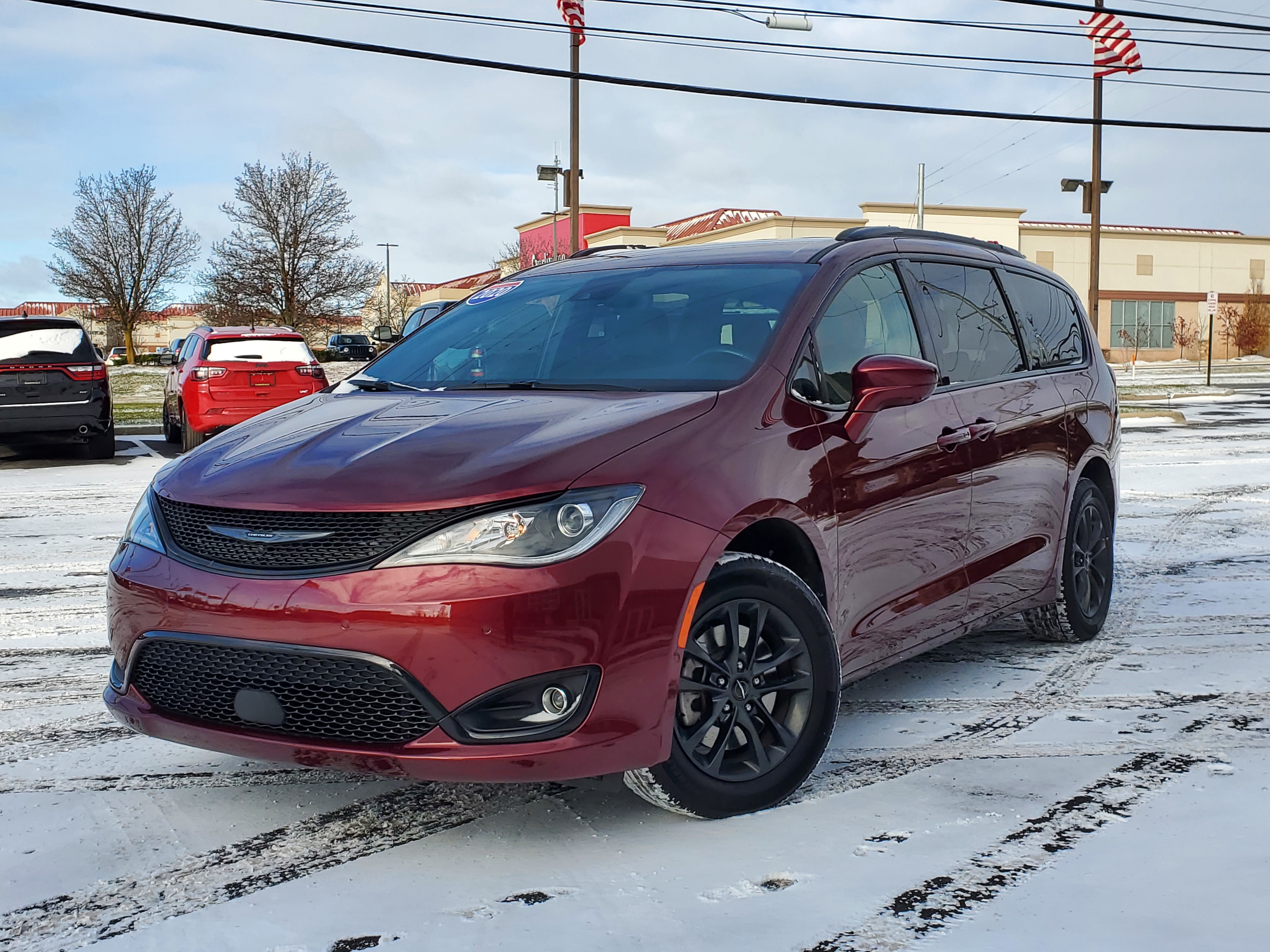 2020 Chrysler Pacifica Launch Edition 40