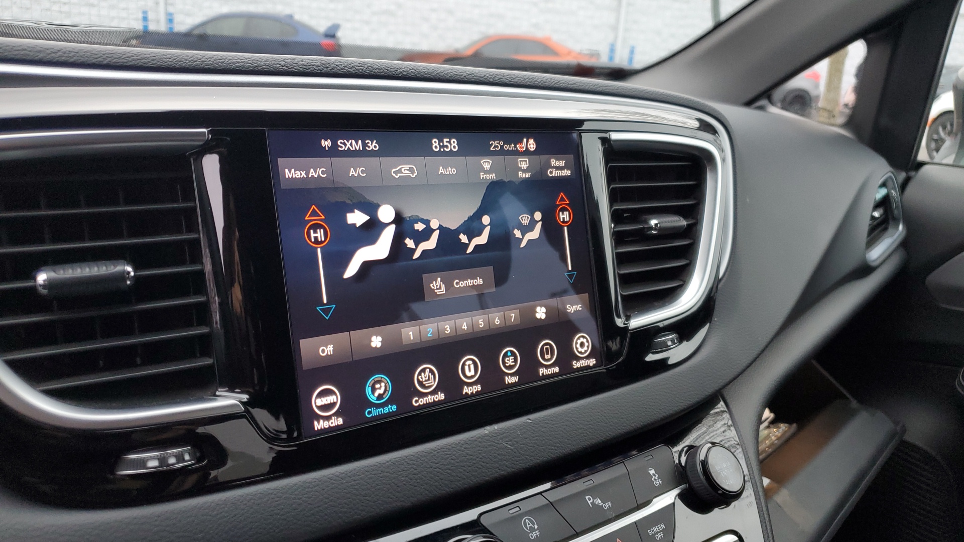 2018 Chrysler Pacifica Touring L Plus 18