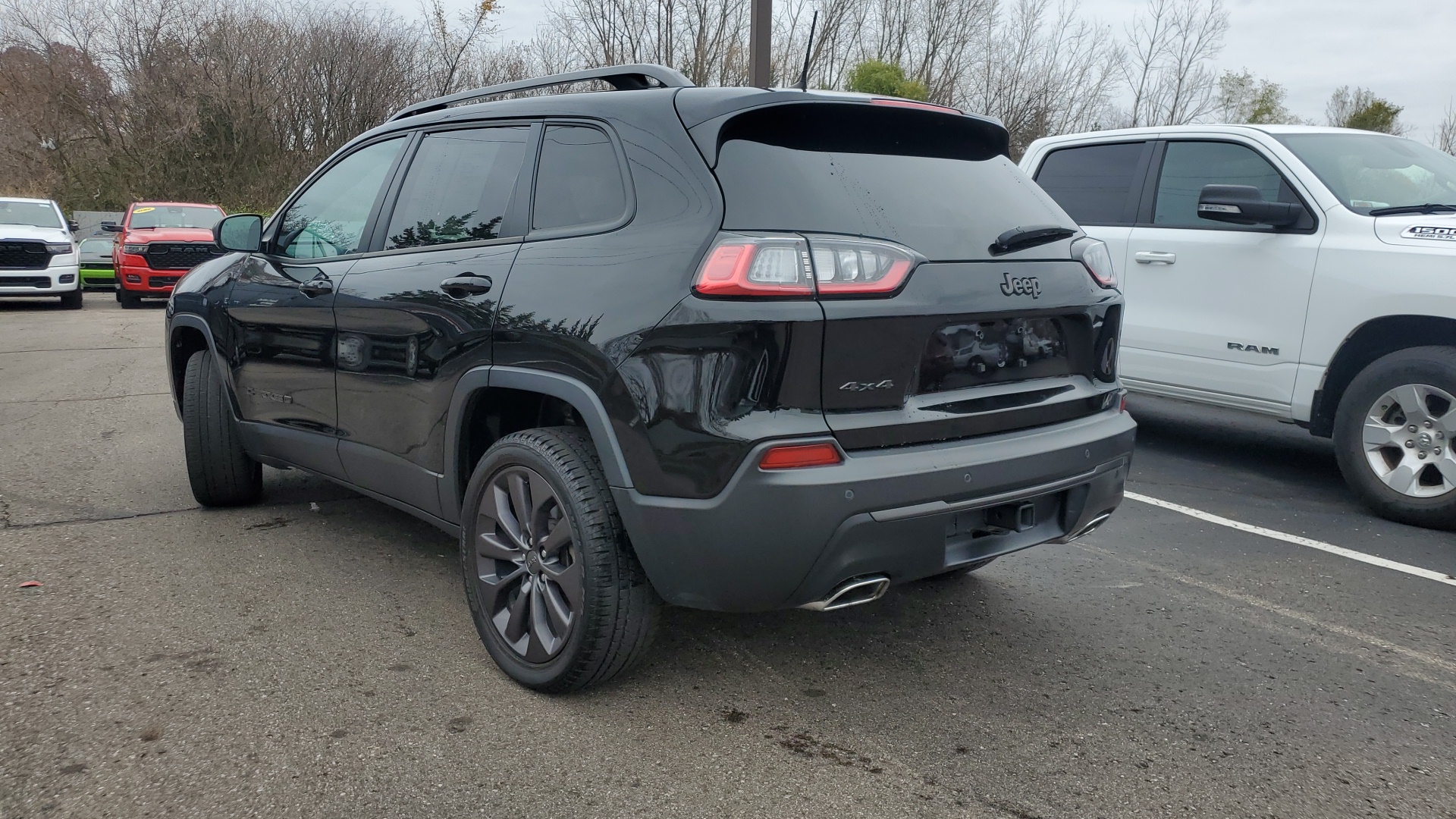 2021 Jeep Cherokee Latitude Lux 2