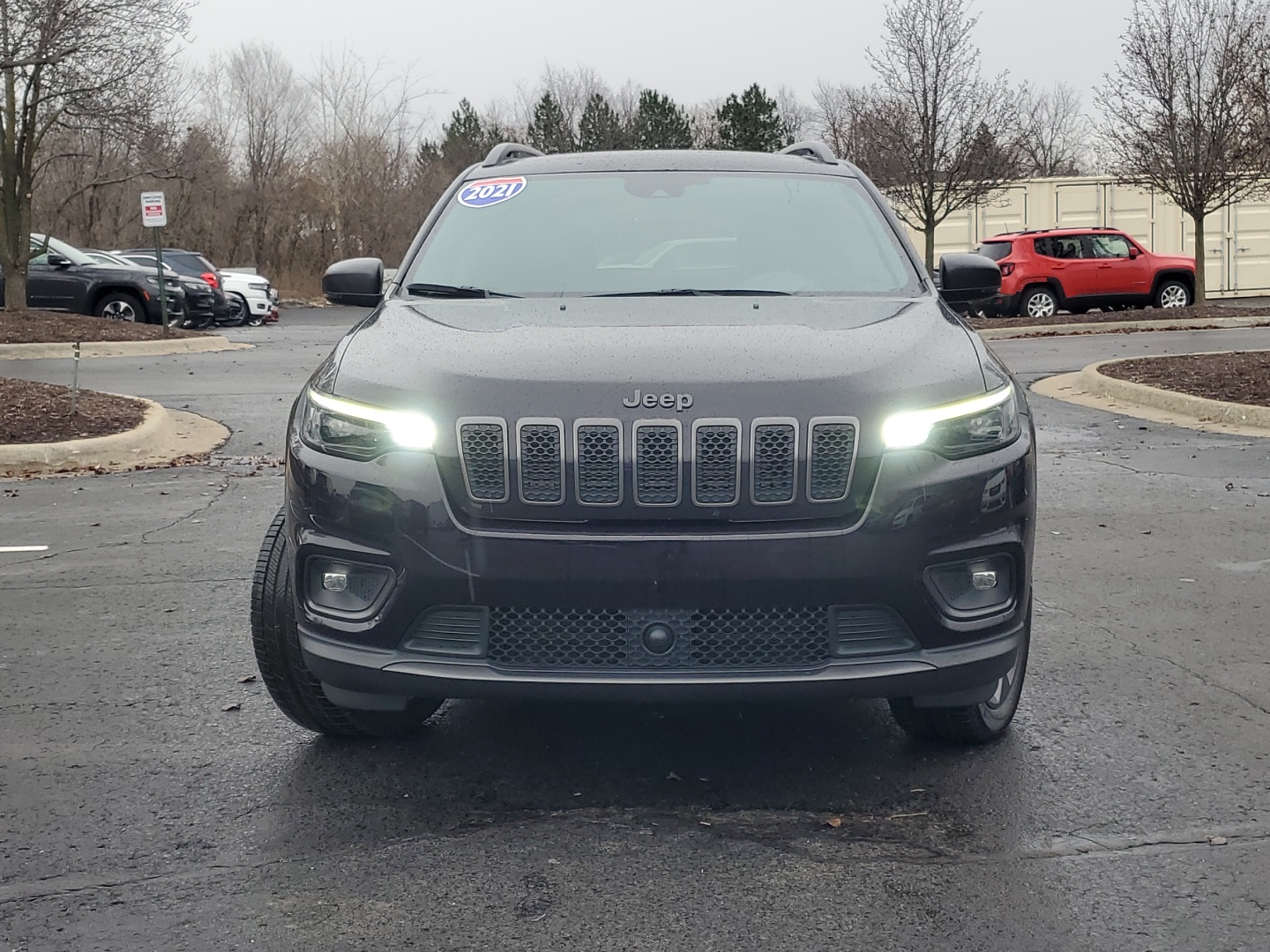 2021 Jeep Cherokee Latitude Lux 2