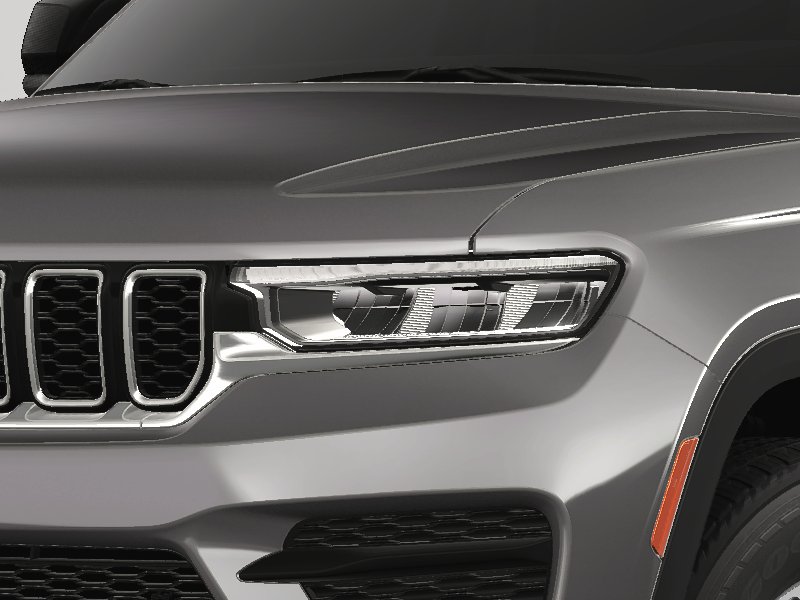 2024 Jeep Grand Cherokee Laredo 8