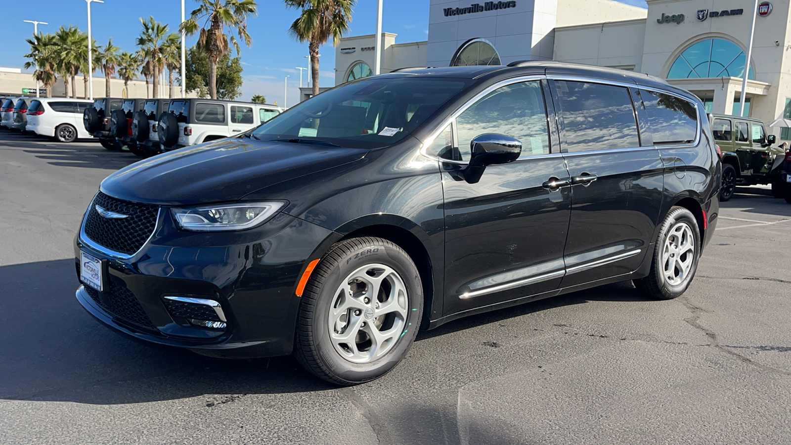 2023 Chrysler Pacifica Limited 7