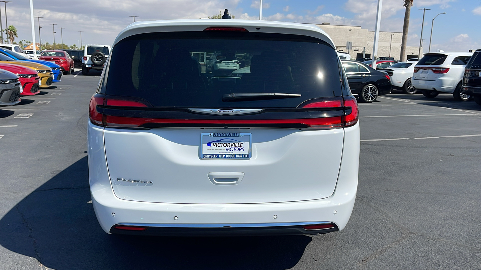 2024 Chrysler Pacifica Touring L 4