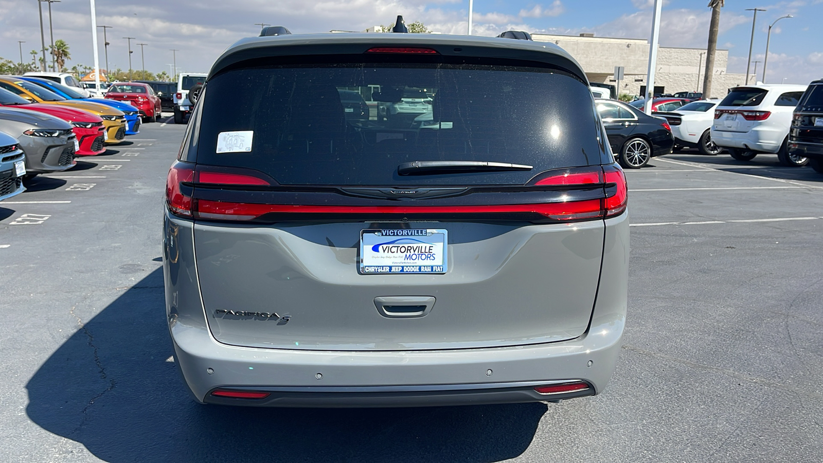 2024 Chrysler Pacifica Touring L 4