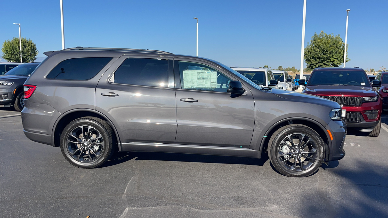 2024 Dodge Durango SXT 2