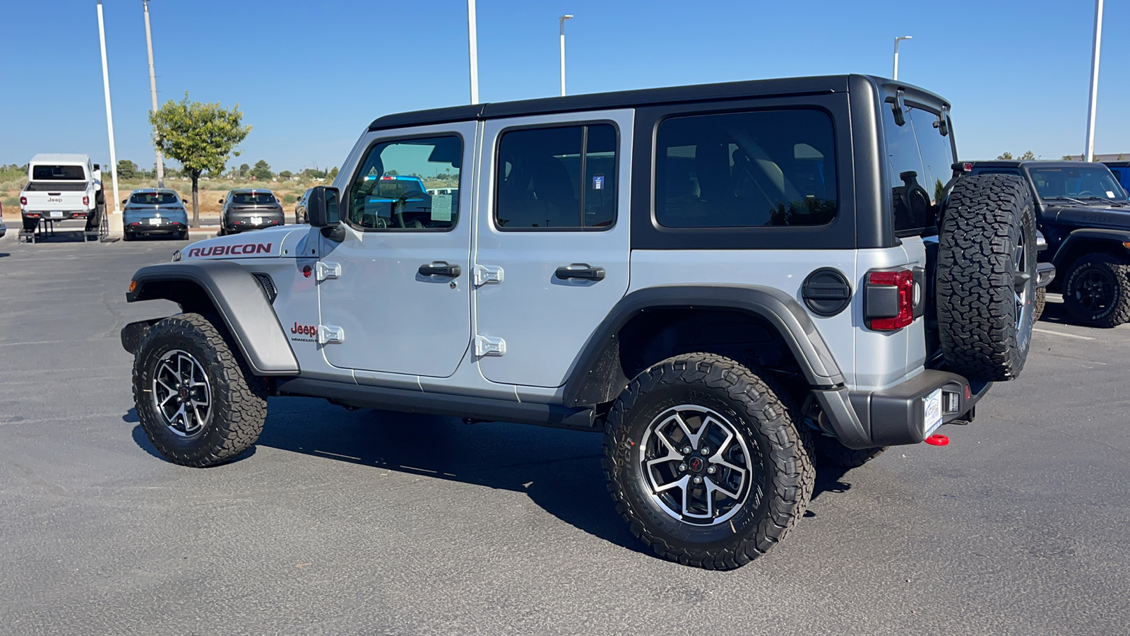 2024 Jeep Wrangler Rubicon 5