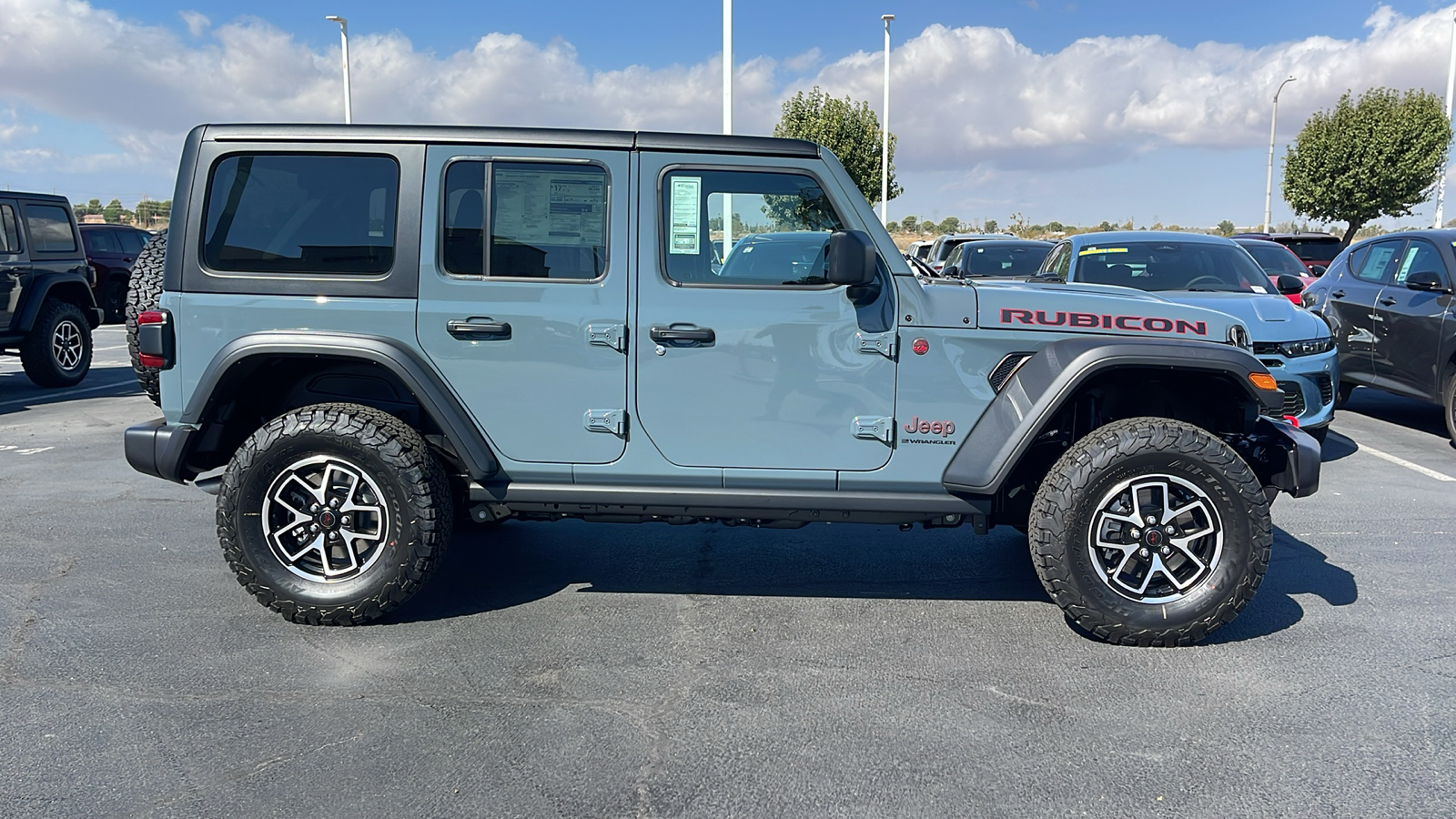 2024 Jeep Wrangler Rubicon 2