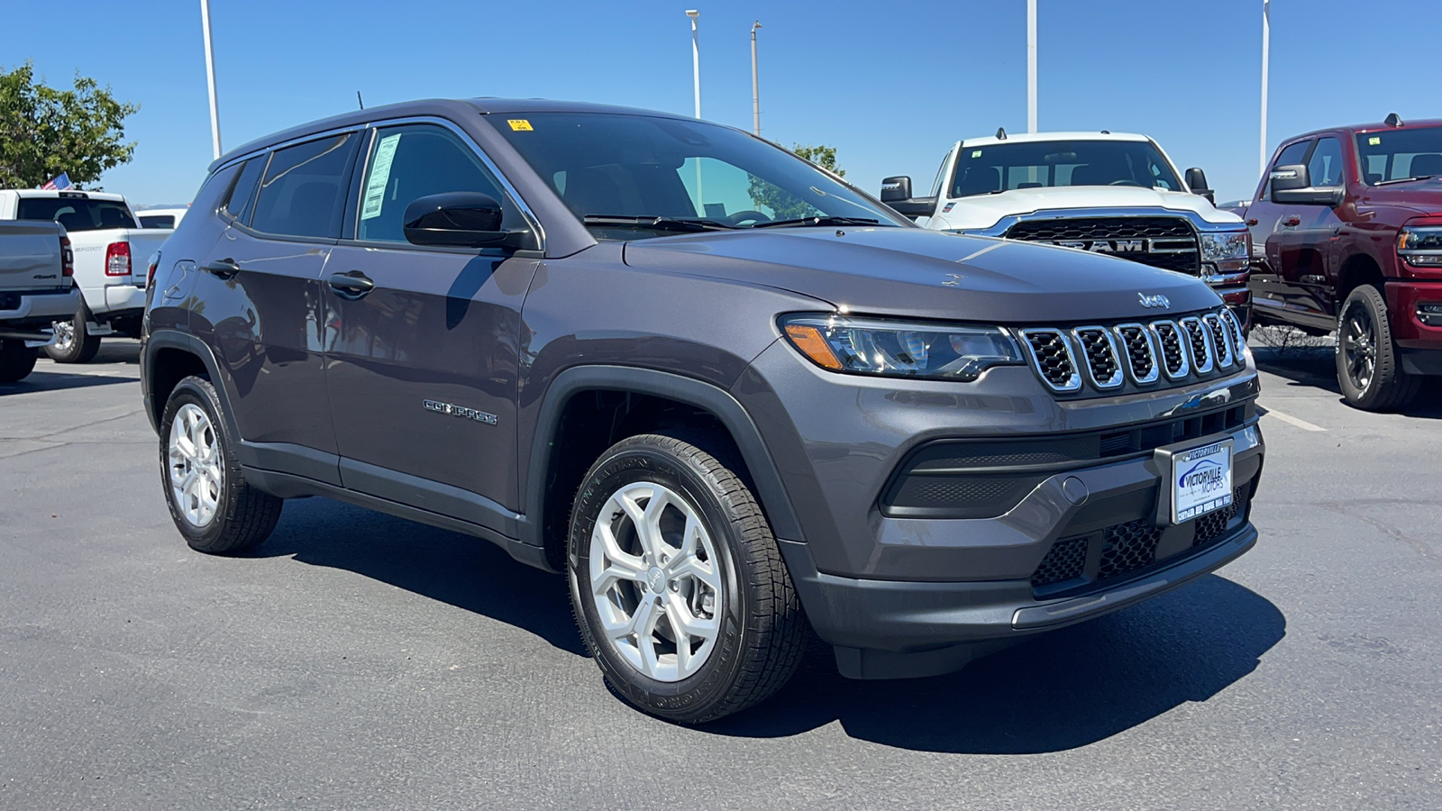 2024 Jeep Compass Sport 1