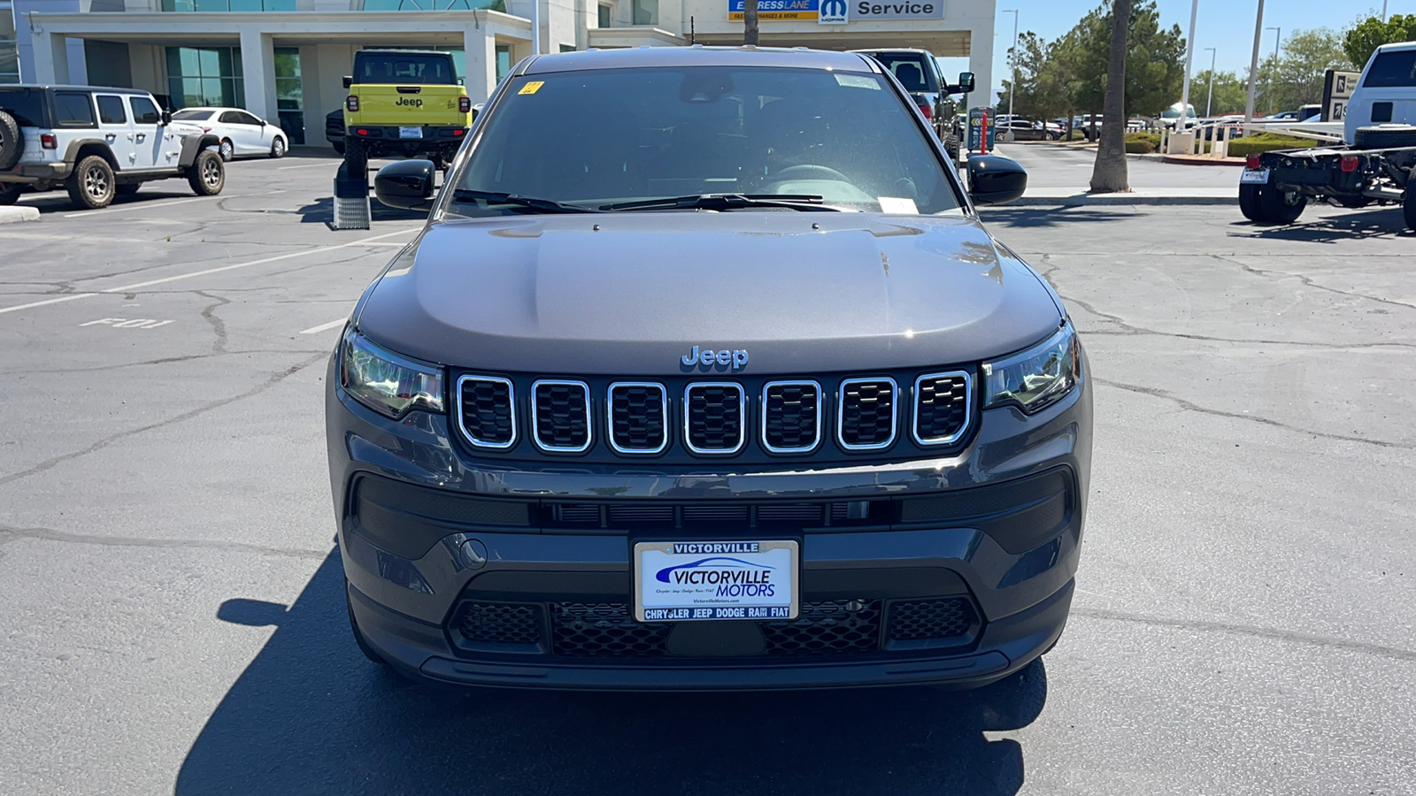 2024 Jeep Compass Sport 8