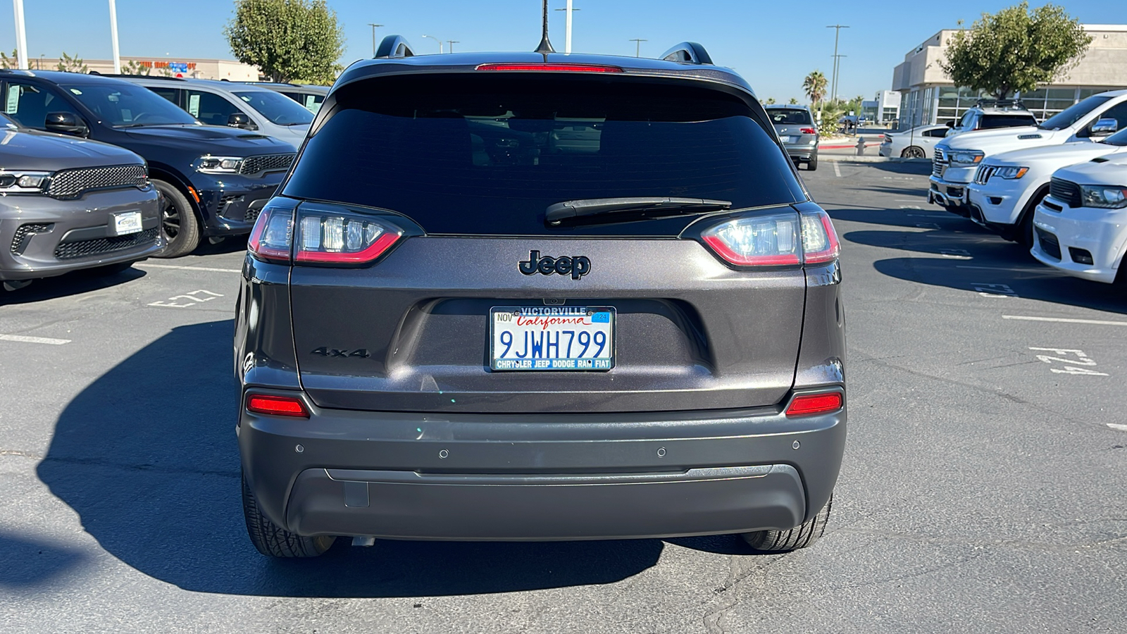 2023 Jeep Cherokee Altitude 4