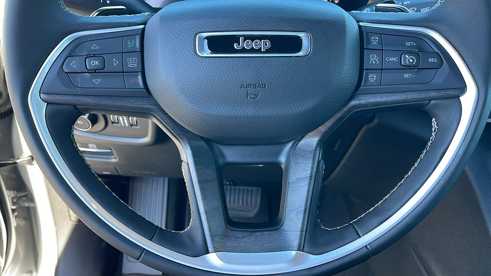 2024 Jeep Grand Cherokee Limited 21