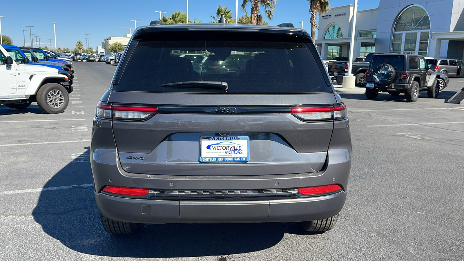 2024 Jeep Grand Cherokee Altitude 4