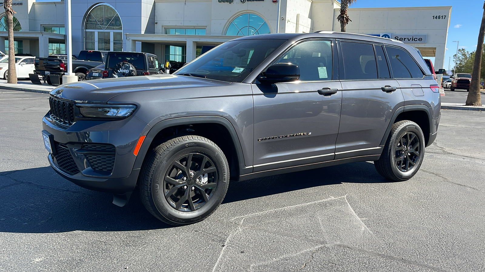 2024 Jeep Grand Cherokee Altitude 7