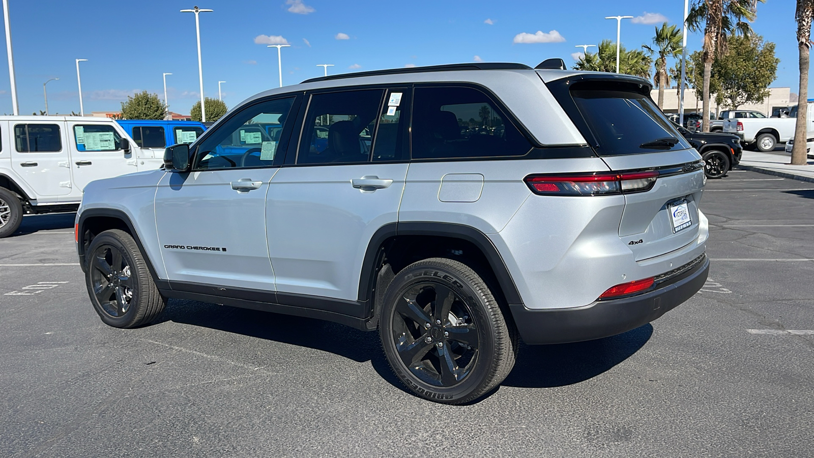 2024 Jeep Grand Cherokee Altitude X 5