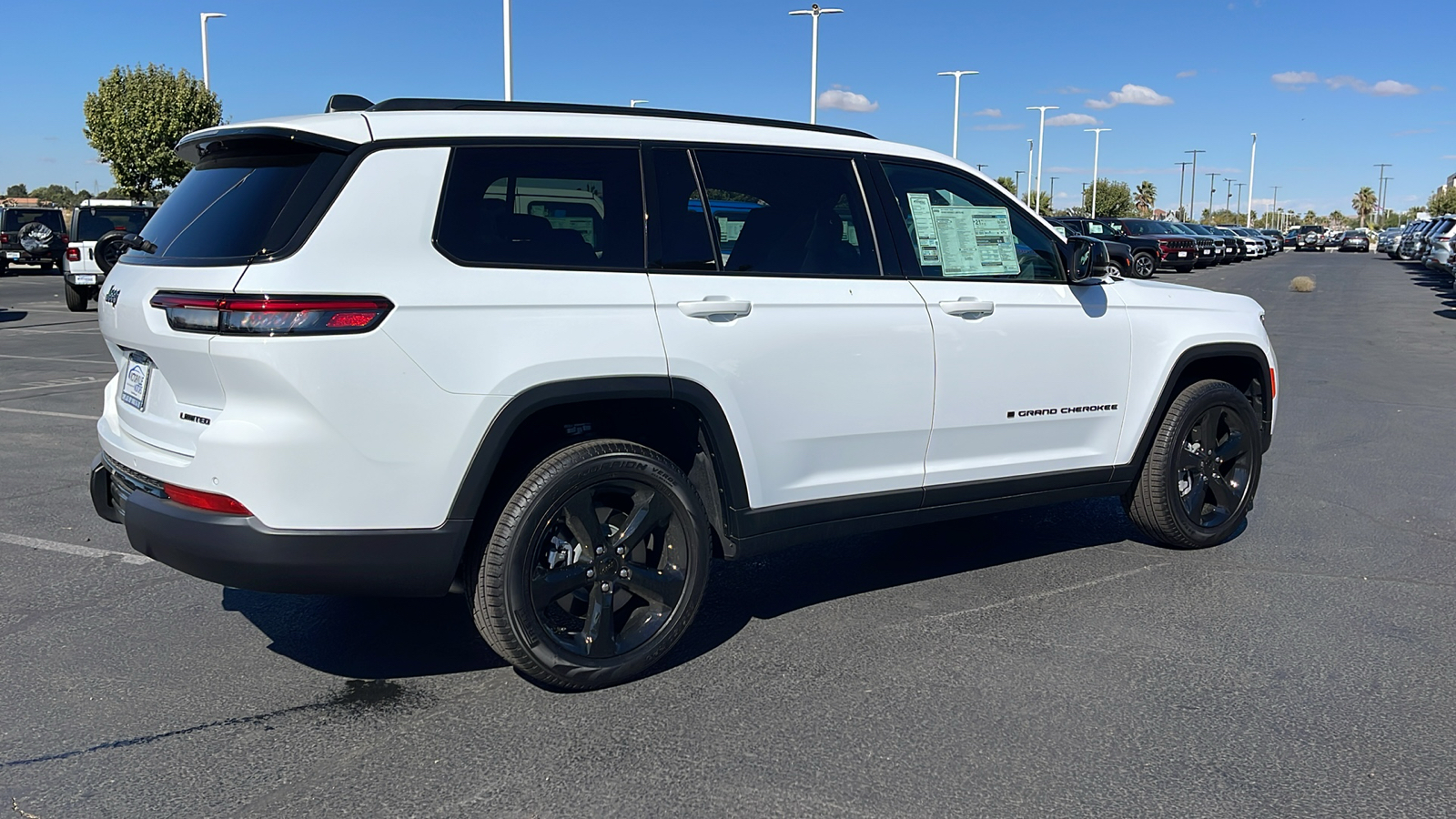 2024 Jeep Grand Cherokee L Limited 3