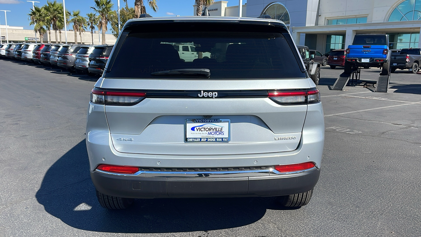 2024 Jeep Grand Cherokee Laredo 4