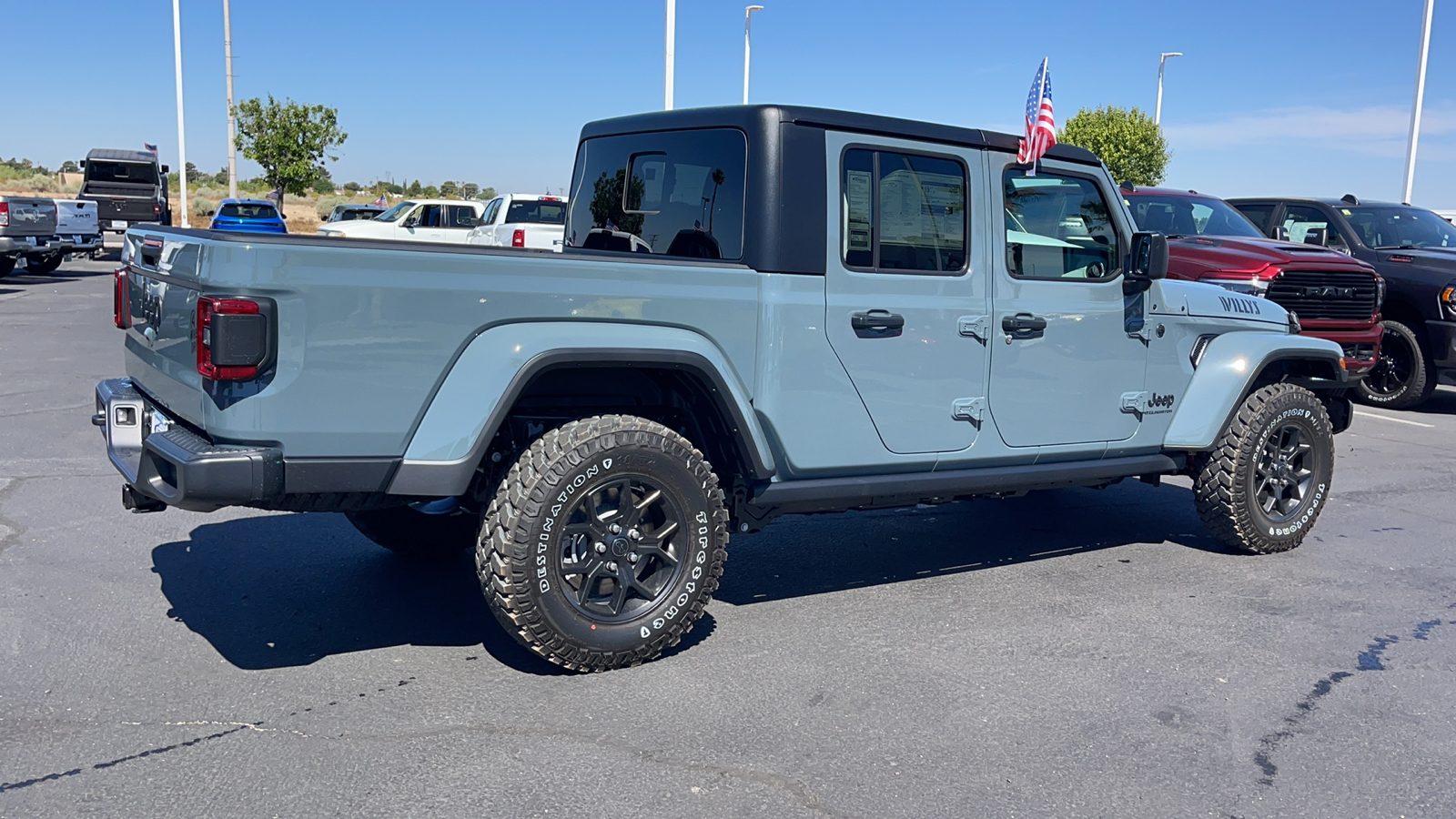 2024 Jeep Gladiator  3