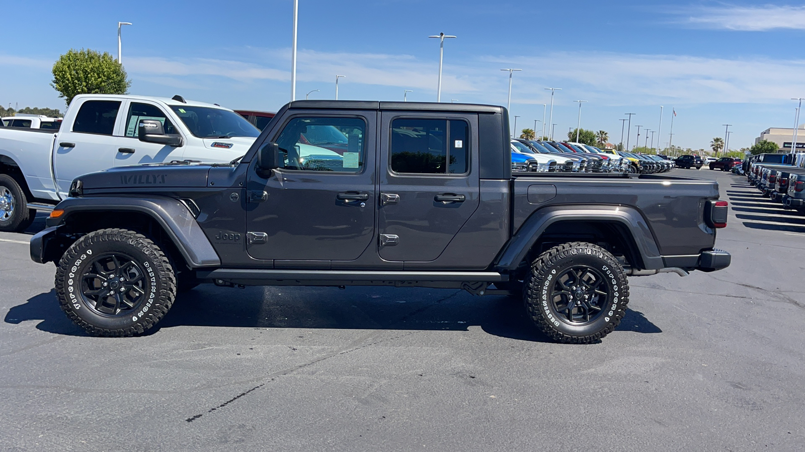 2024 Jeep Gladiator  6