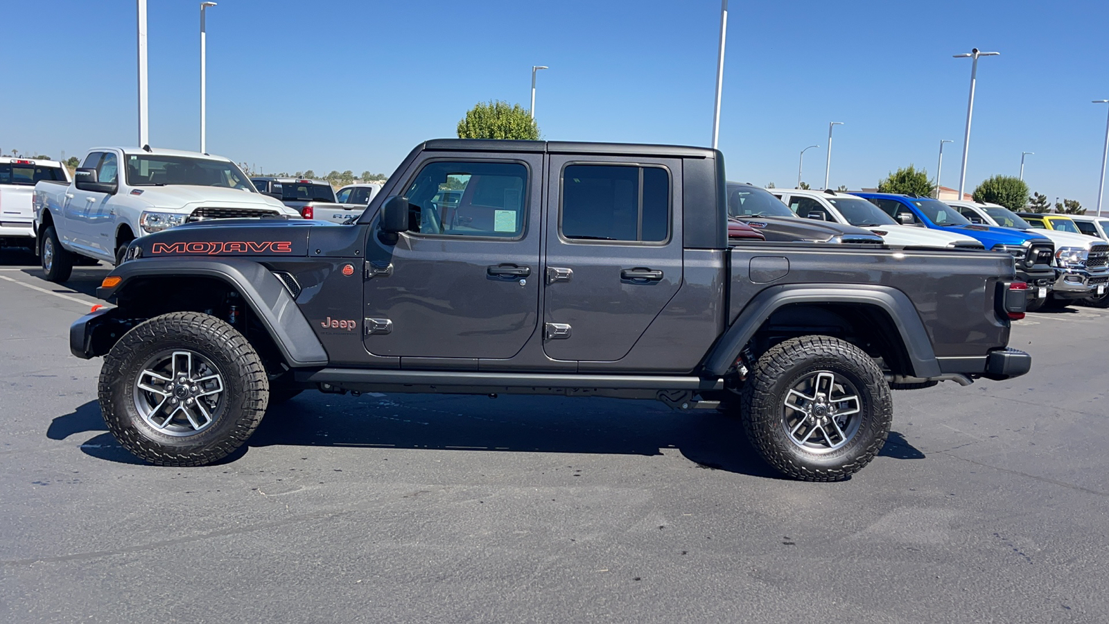 2024 Jeep Gladiator Mojave 6