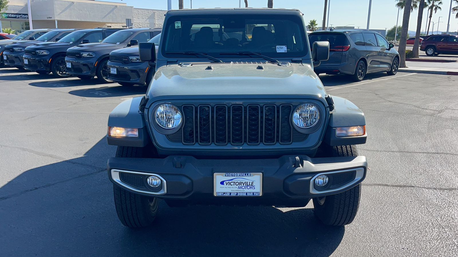 2024 Jeep Gladiator Sport 8