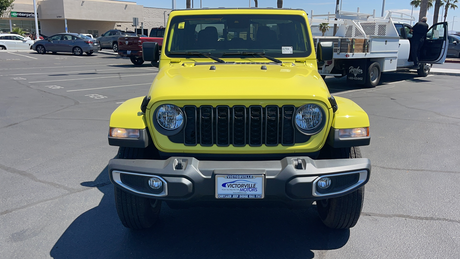 2024 Jeep Gladiator Sport 8