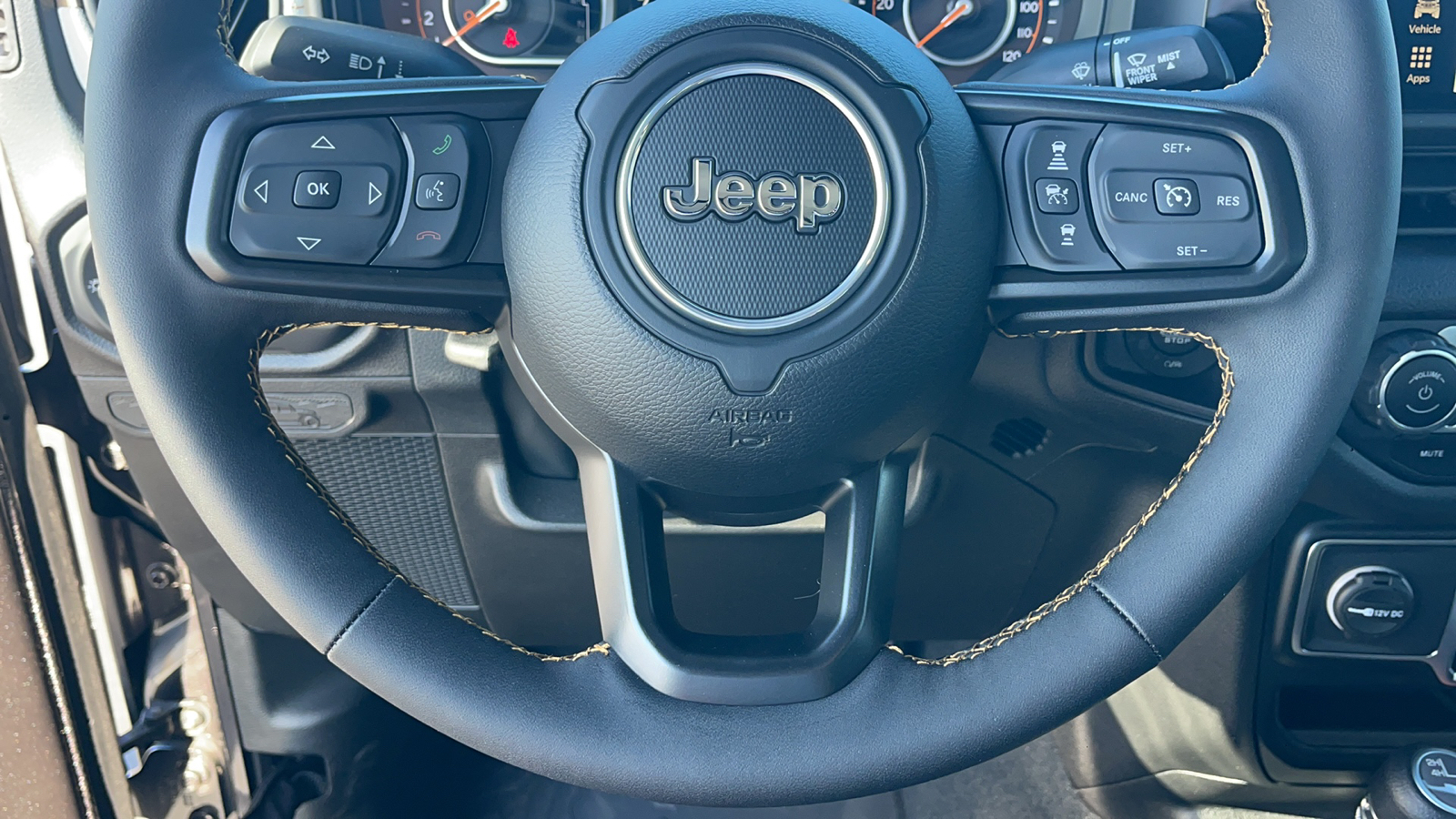 2024 Jeep Gladiator Sport 21