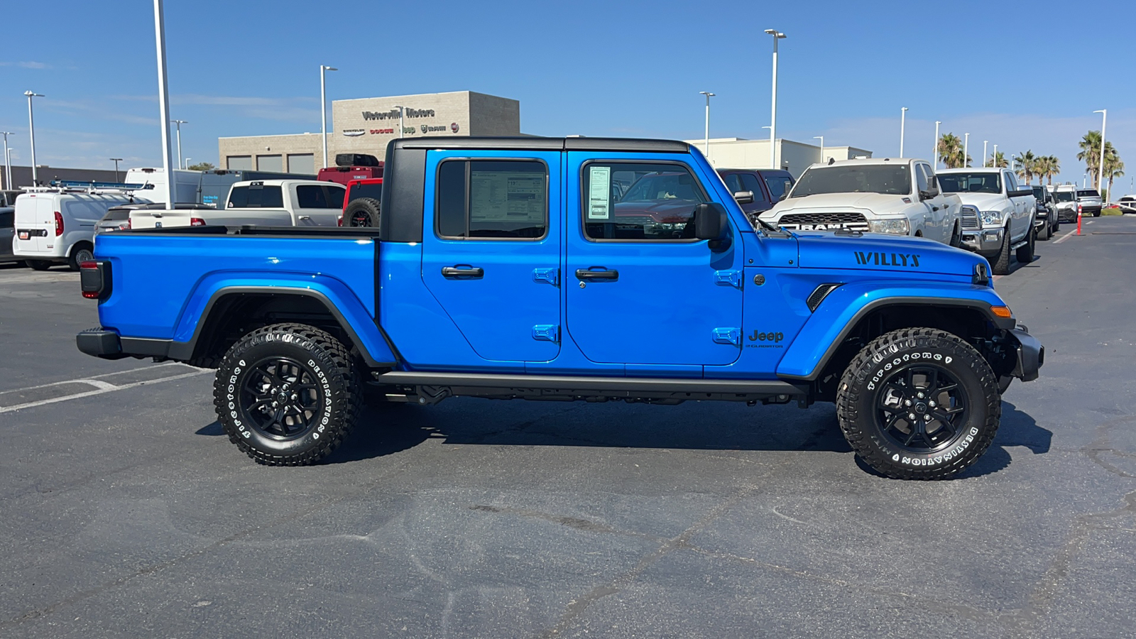 2024 Jeep Gladiator  2