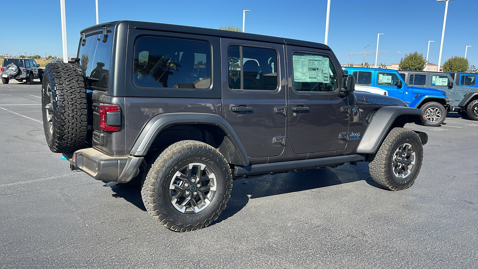 2024 Jeep Wrangler Rubicon 4xe 3