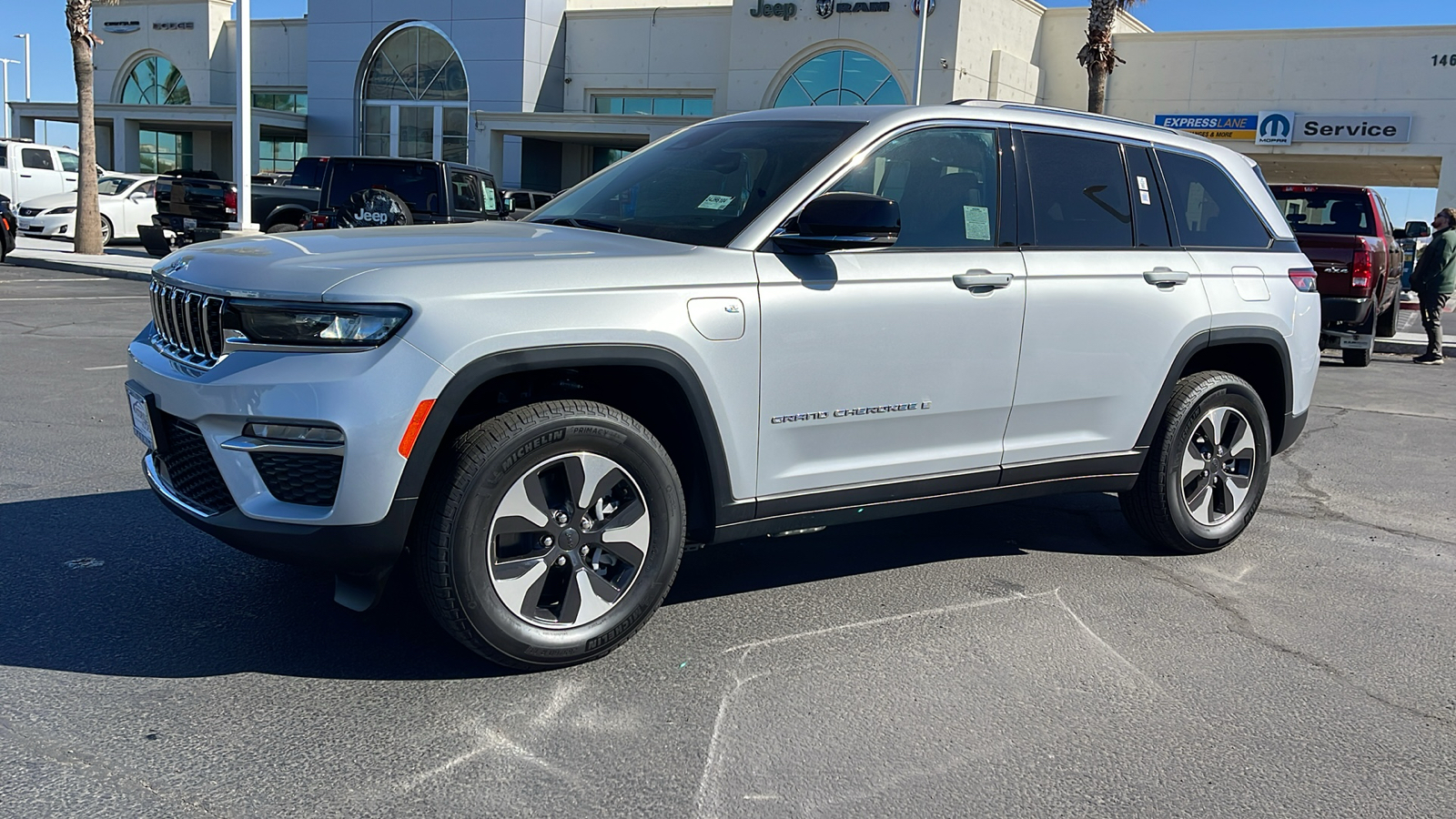 2024 Jeep Grand Cherokee  7