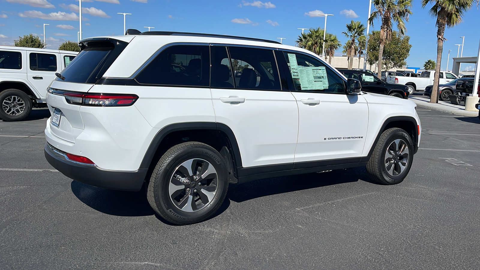 2024 Jeep Grand Cherokee  3