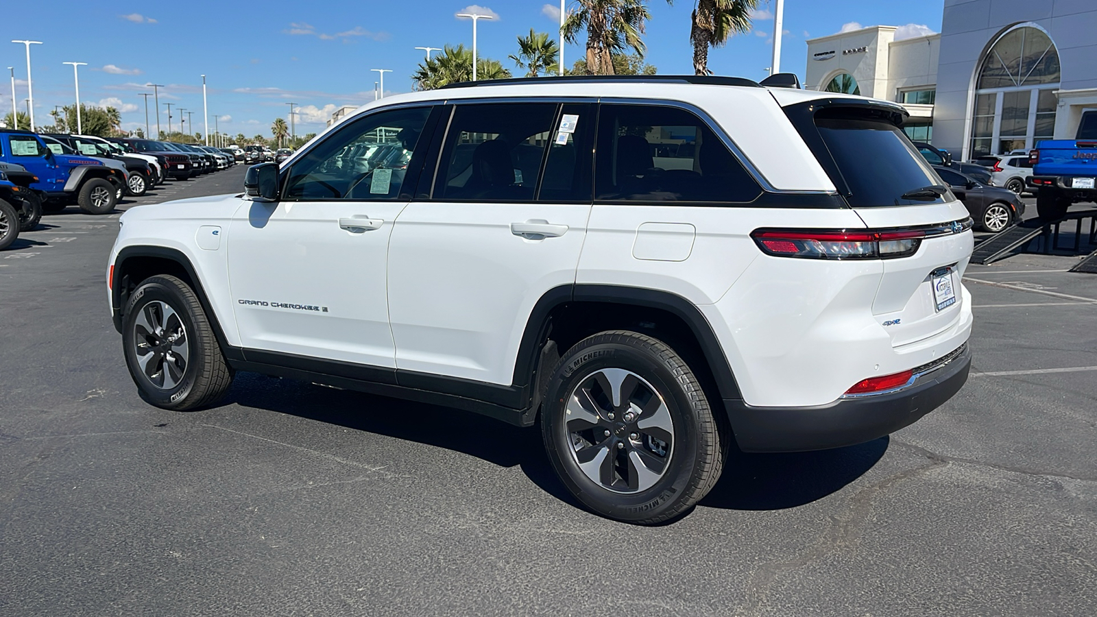 2024 Jeep Grand Cherokee  5