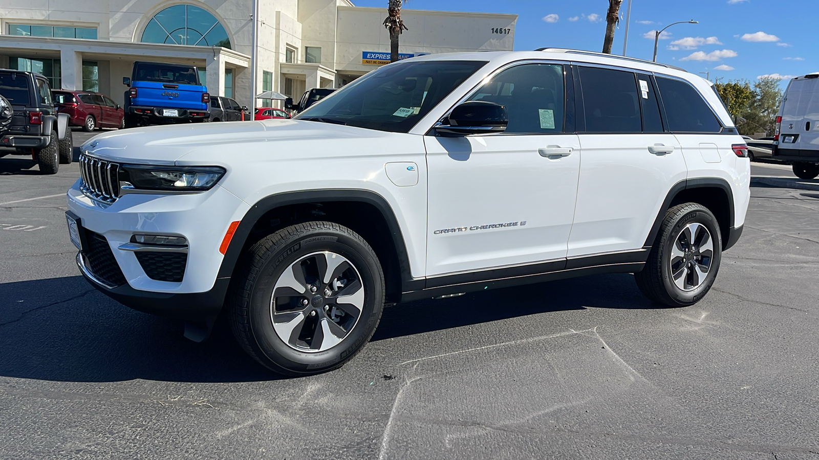 2024 Jeep Grand Cherokee  7