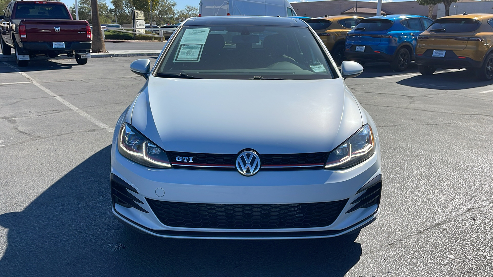 2018 Volkswagen Golf GTI 2.0T SE 8